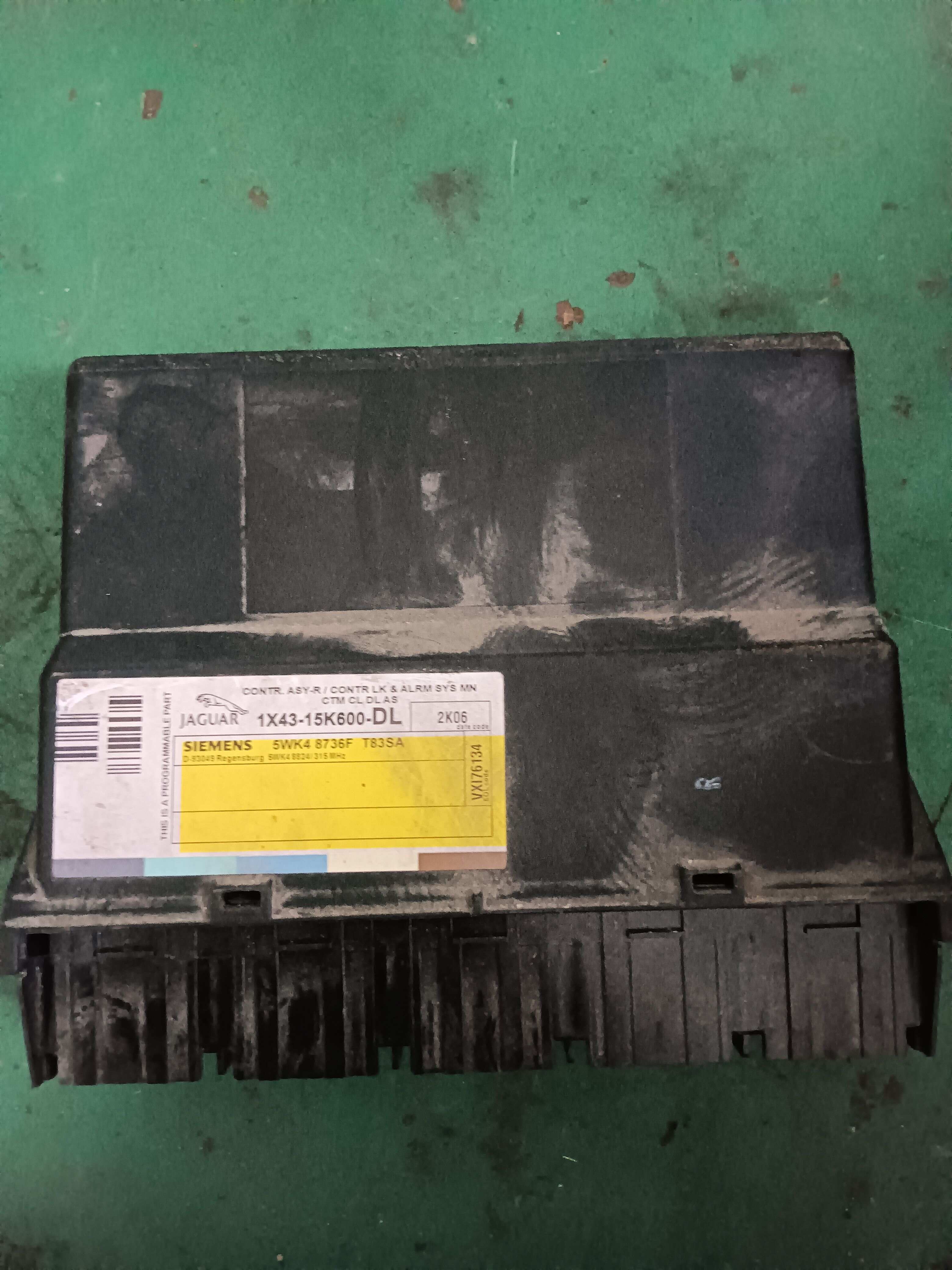 5WK48736F Engine Control Unit (ECU)