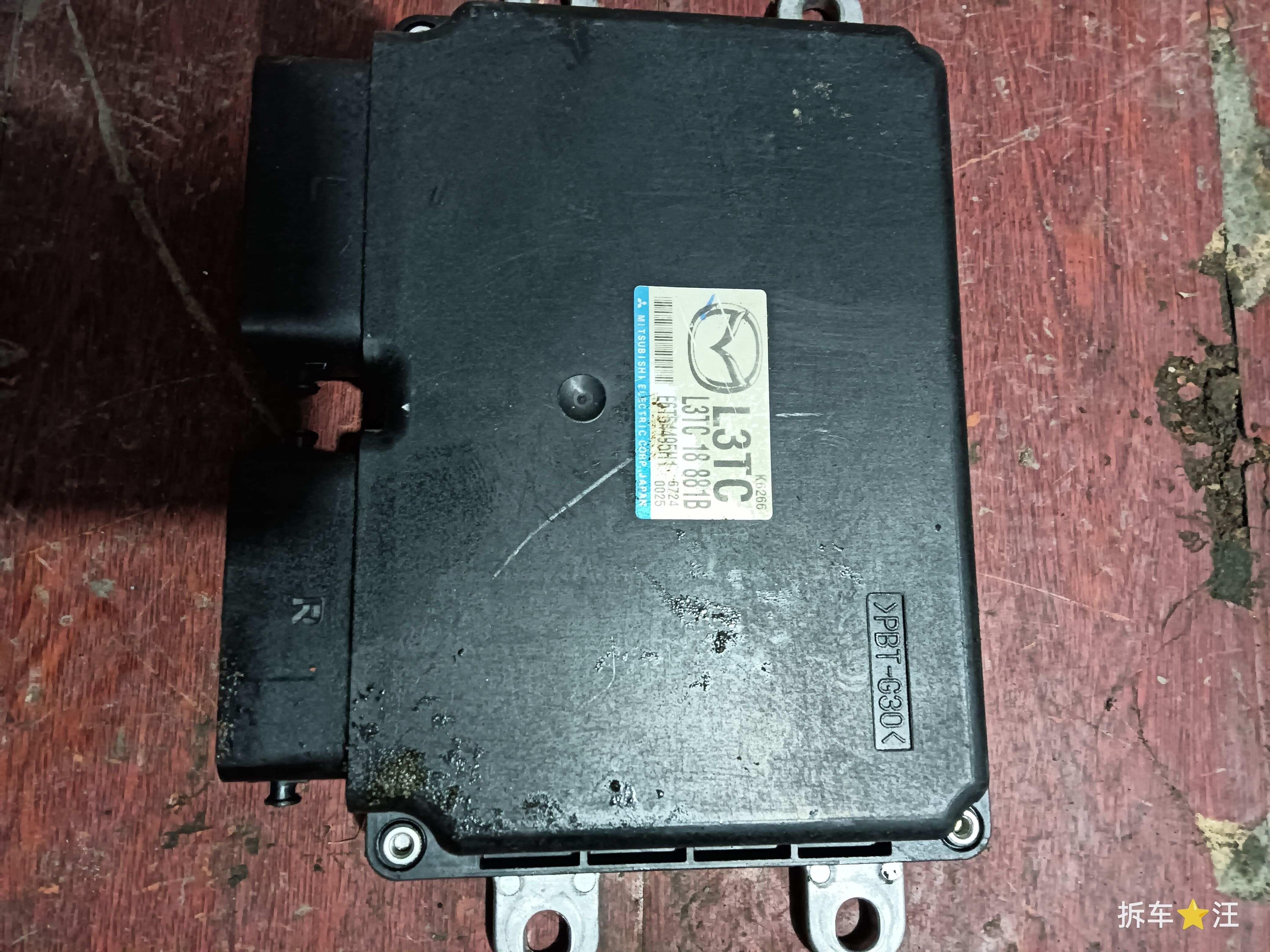 L3TC18881BE6T54495H1 Engine Control Unit (ECU)