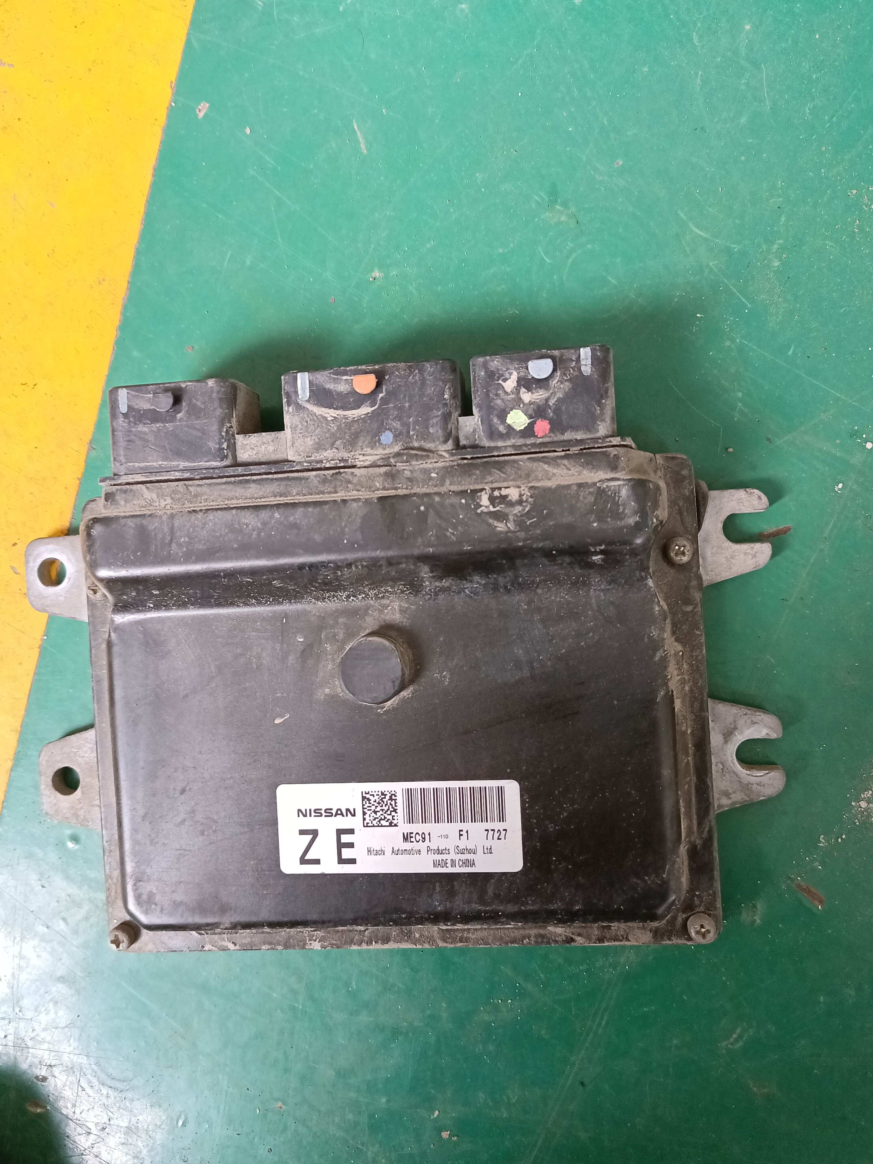 MEC91110F17727ZE 发动机电脑