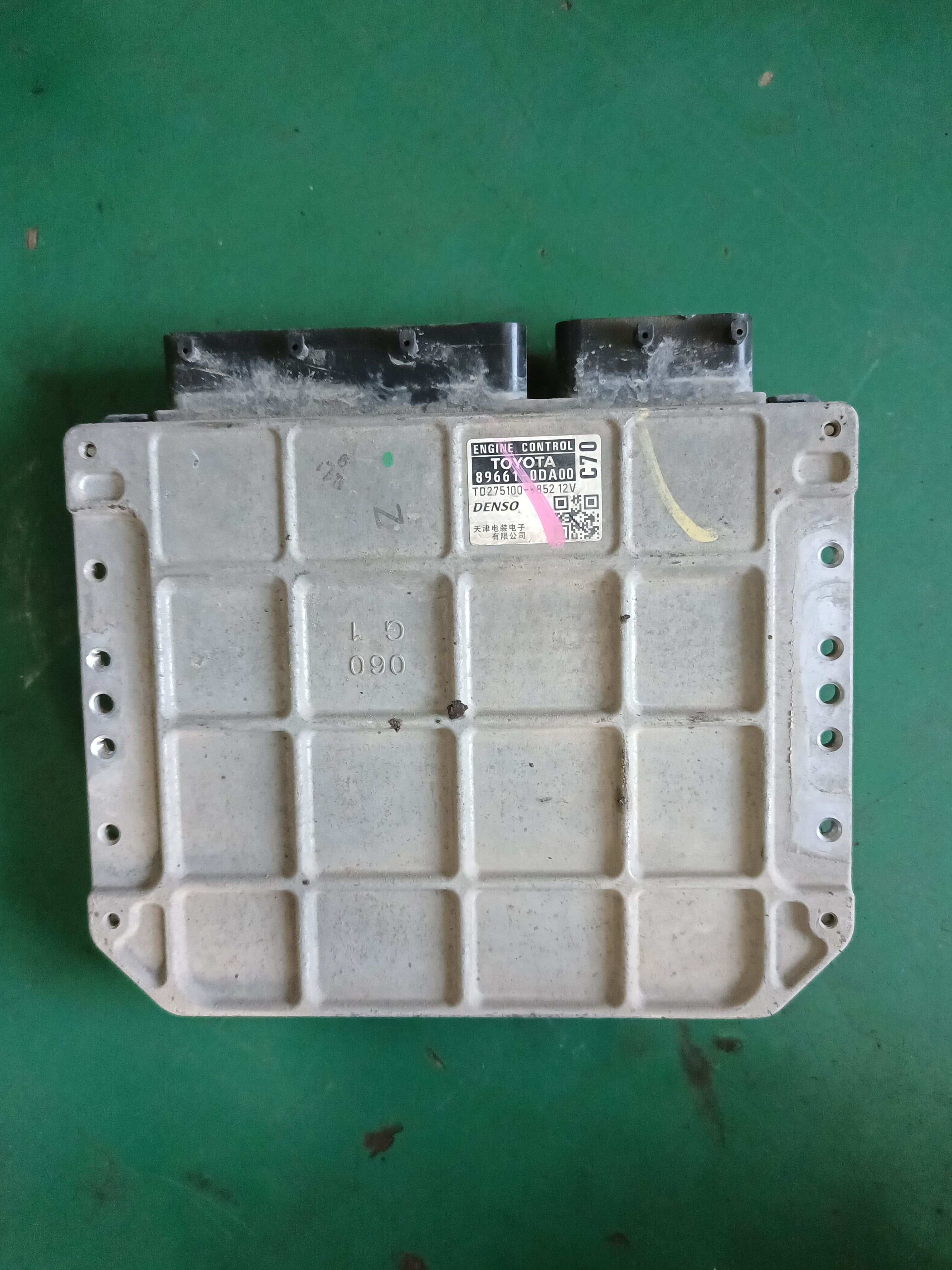896610DA00 发动机电脑
