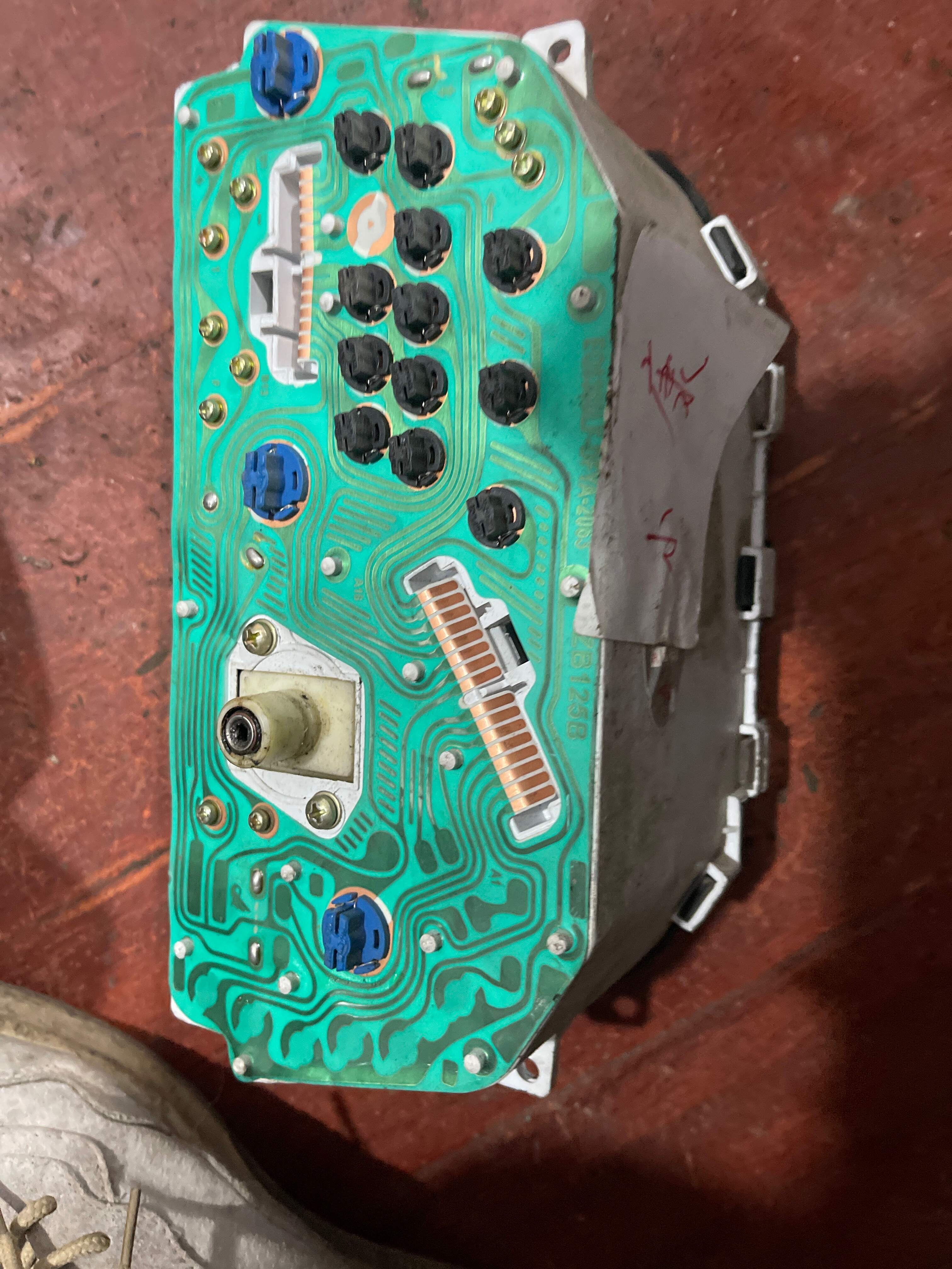 EQ6380LFDFYA2063 组合仪表总成