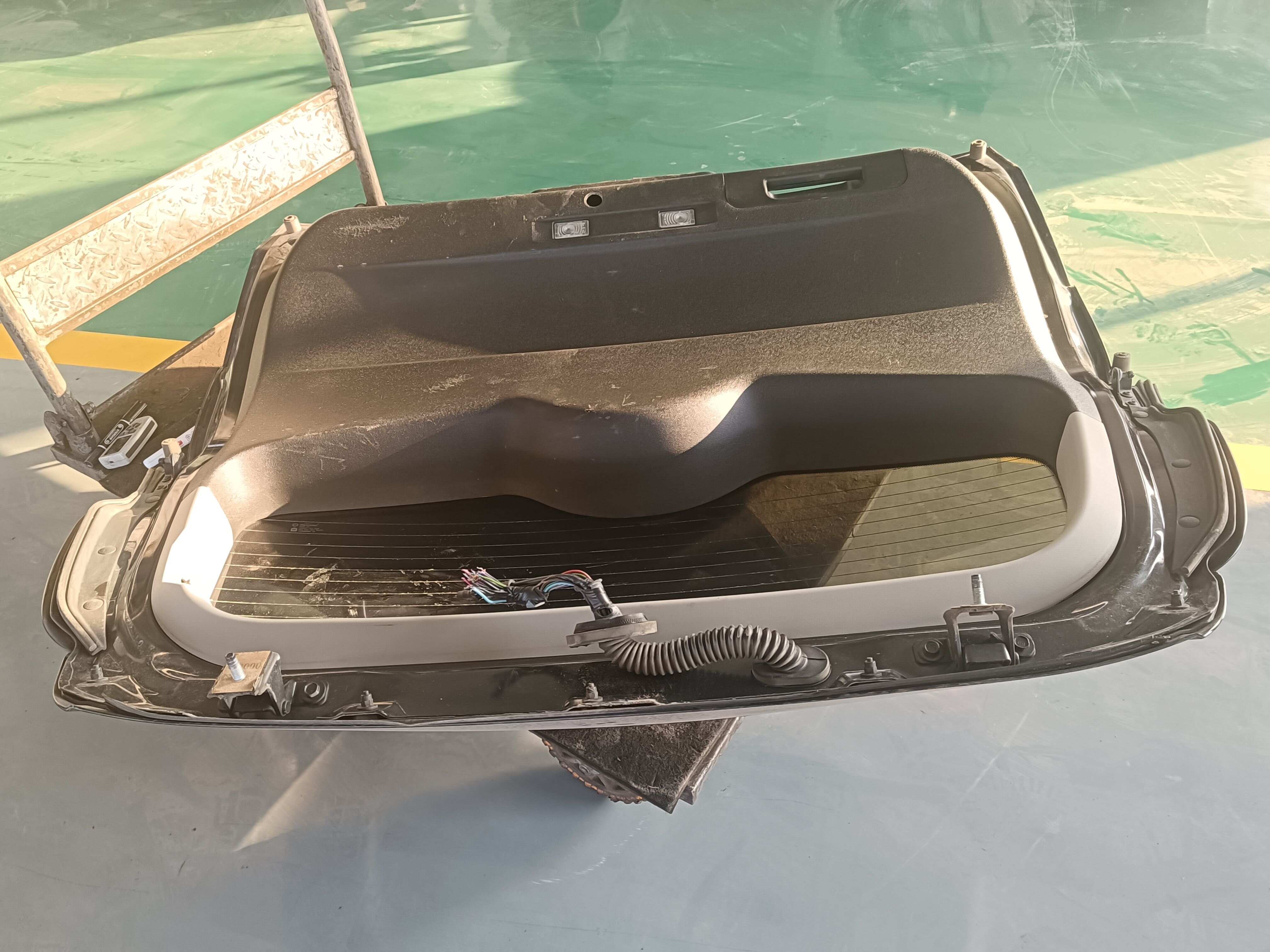 20965241 Trunk Lid Assembly
