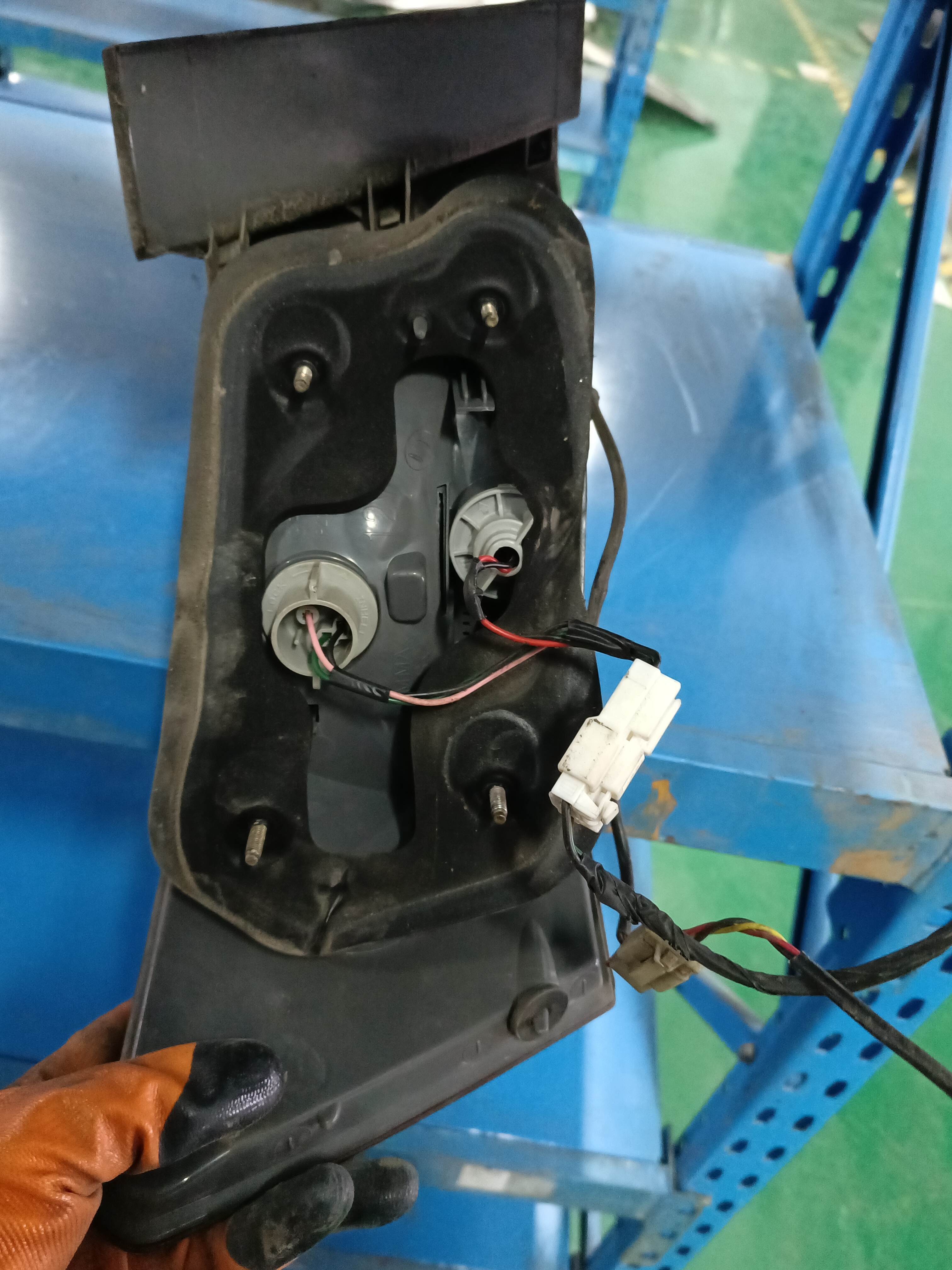 924020R000 尾灯总成（右）