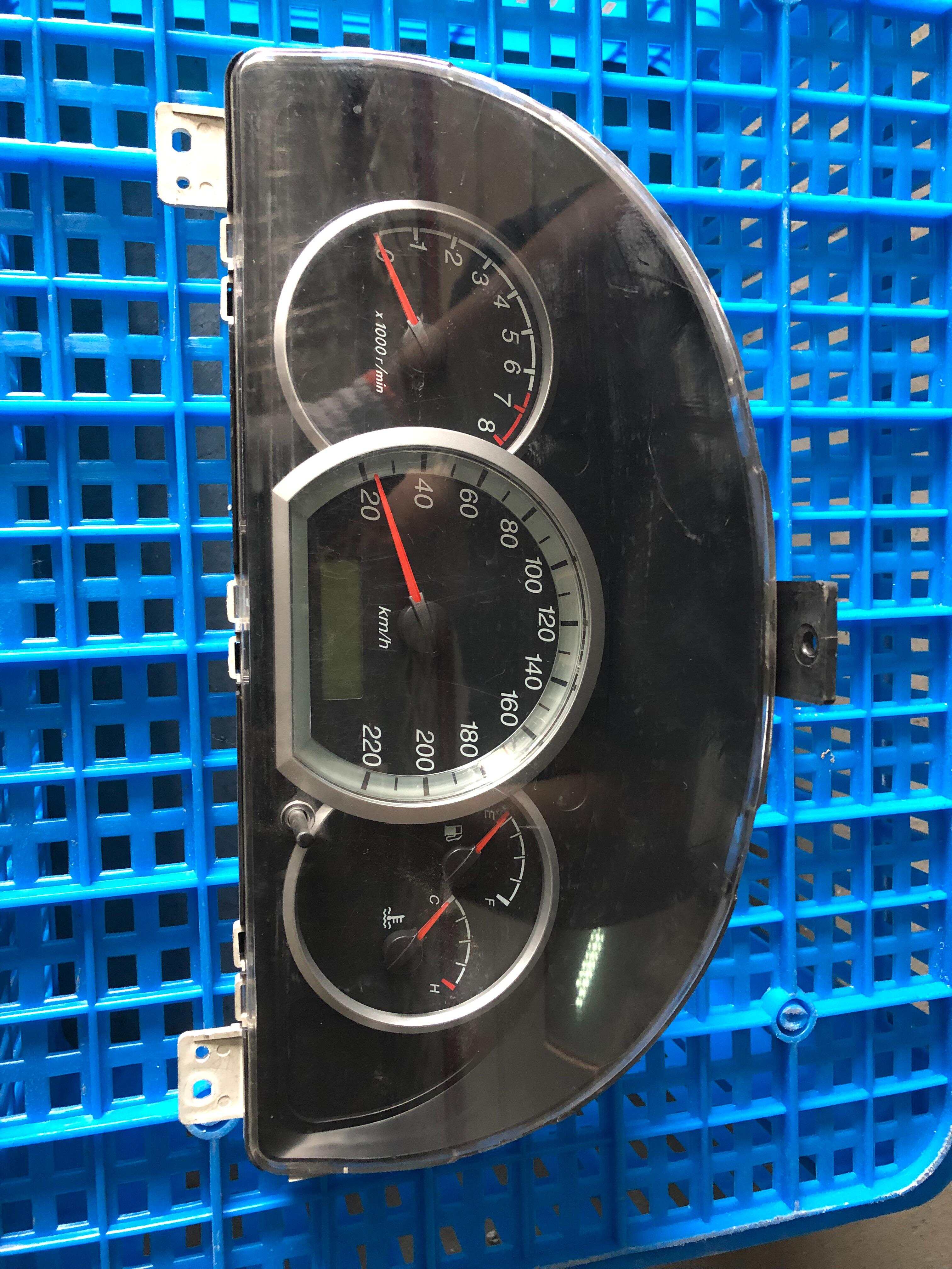 9046856 Instrument Cluster Assembly