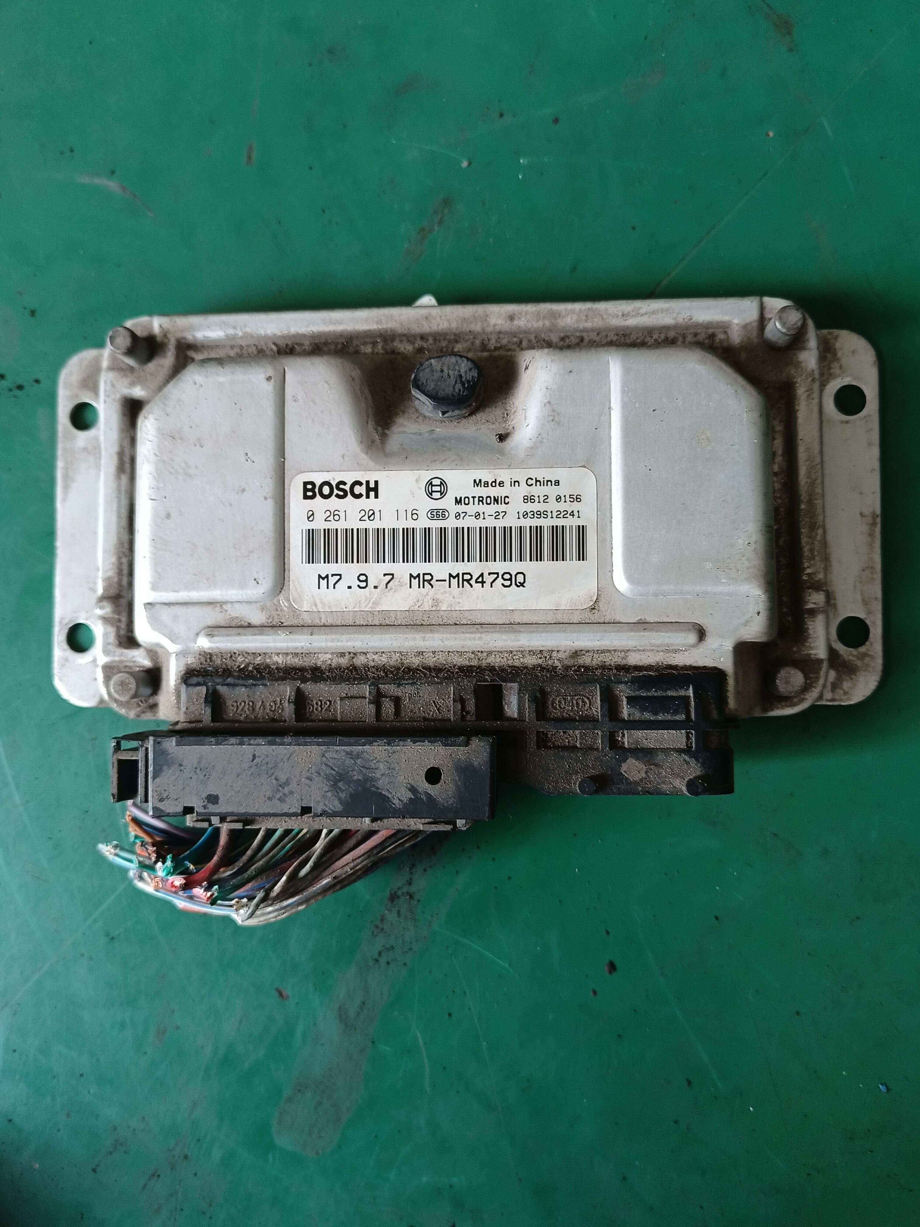 261201116 Engine Control Unit (ECU)