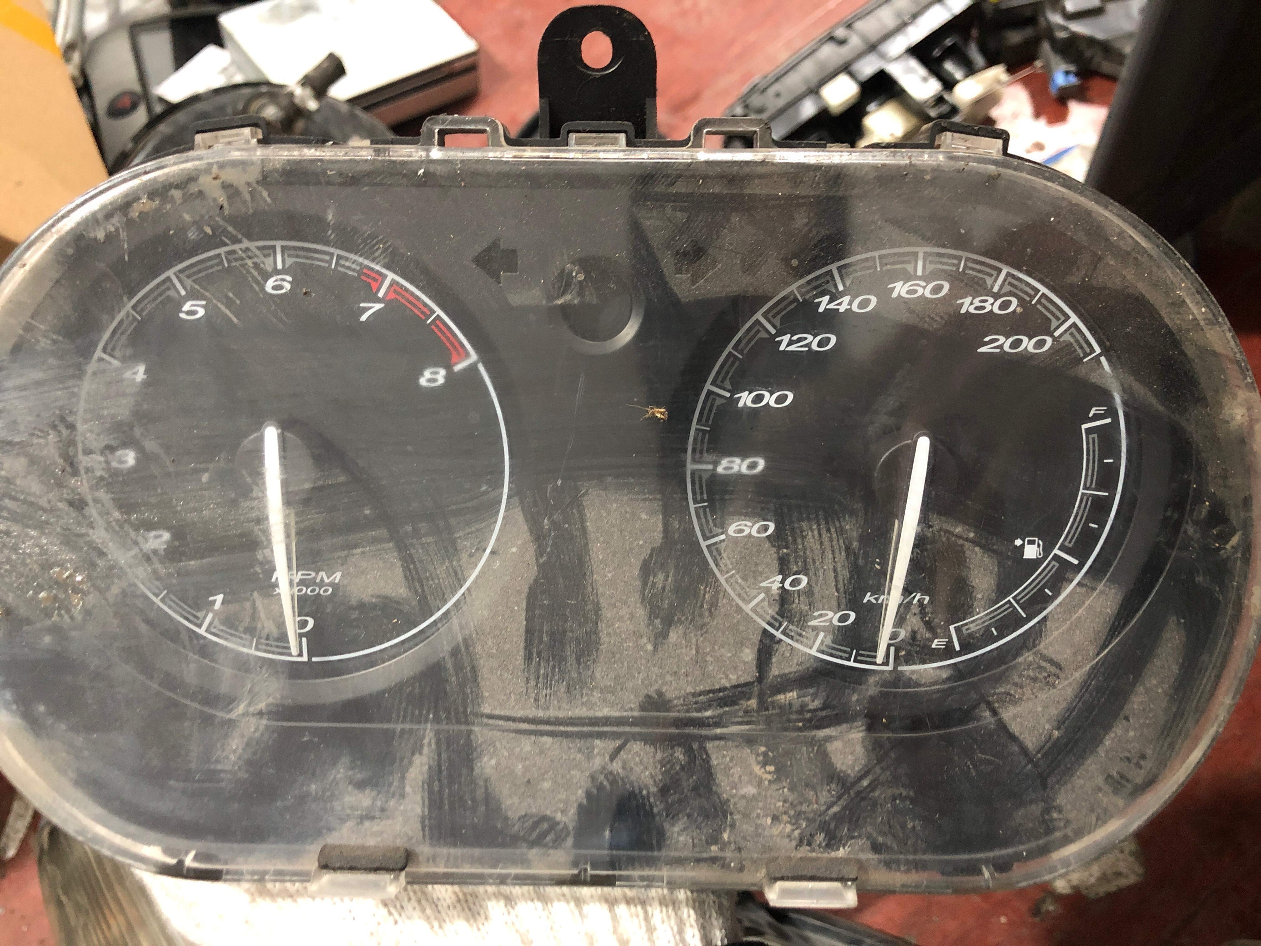 1009997601 Instrument Cluster Assembly