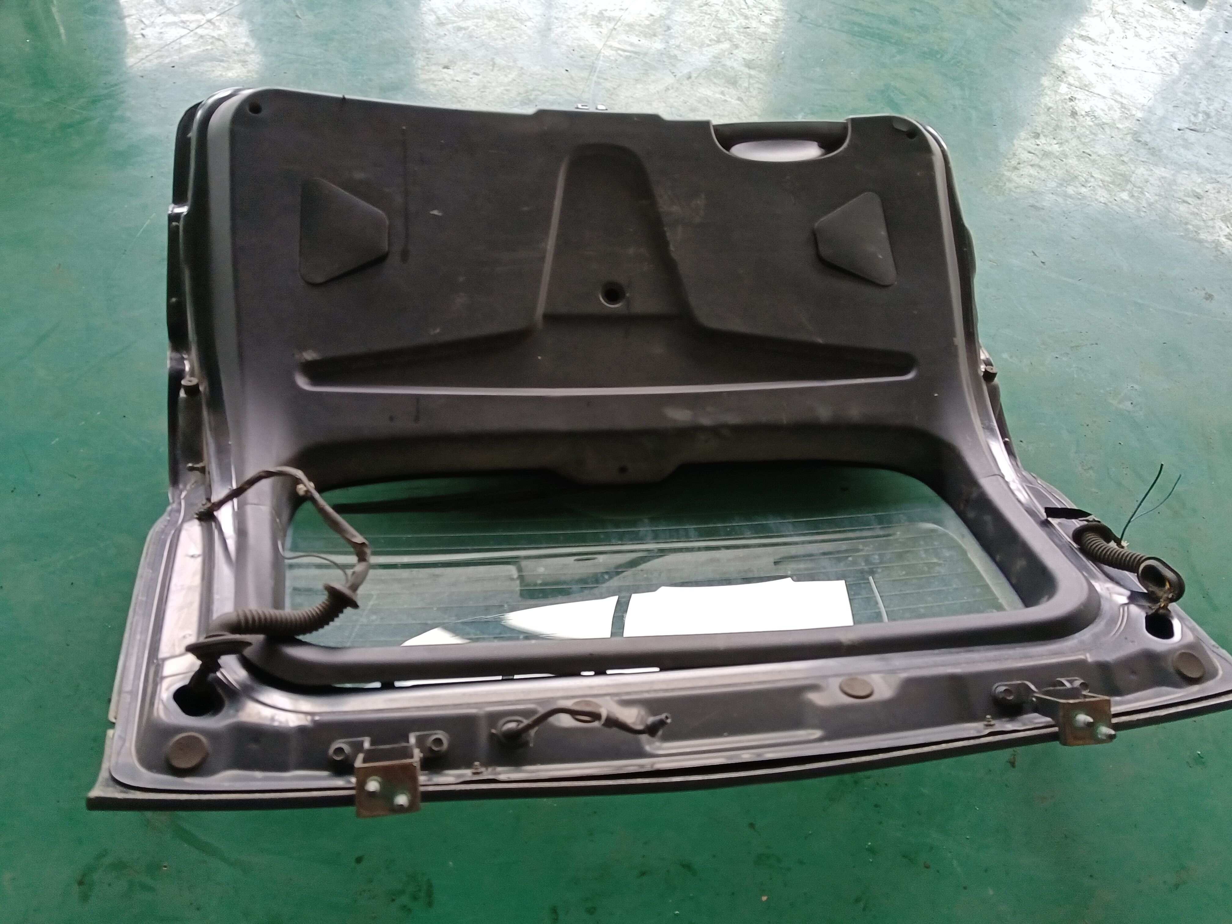 10561008 Trunk Lid Assembly