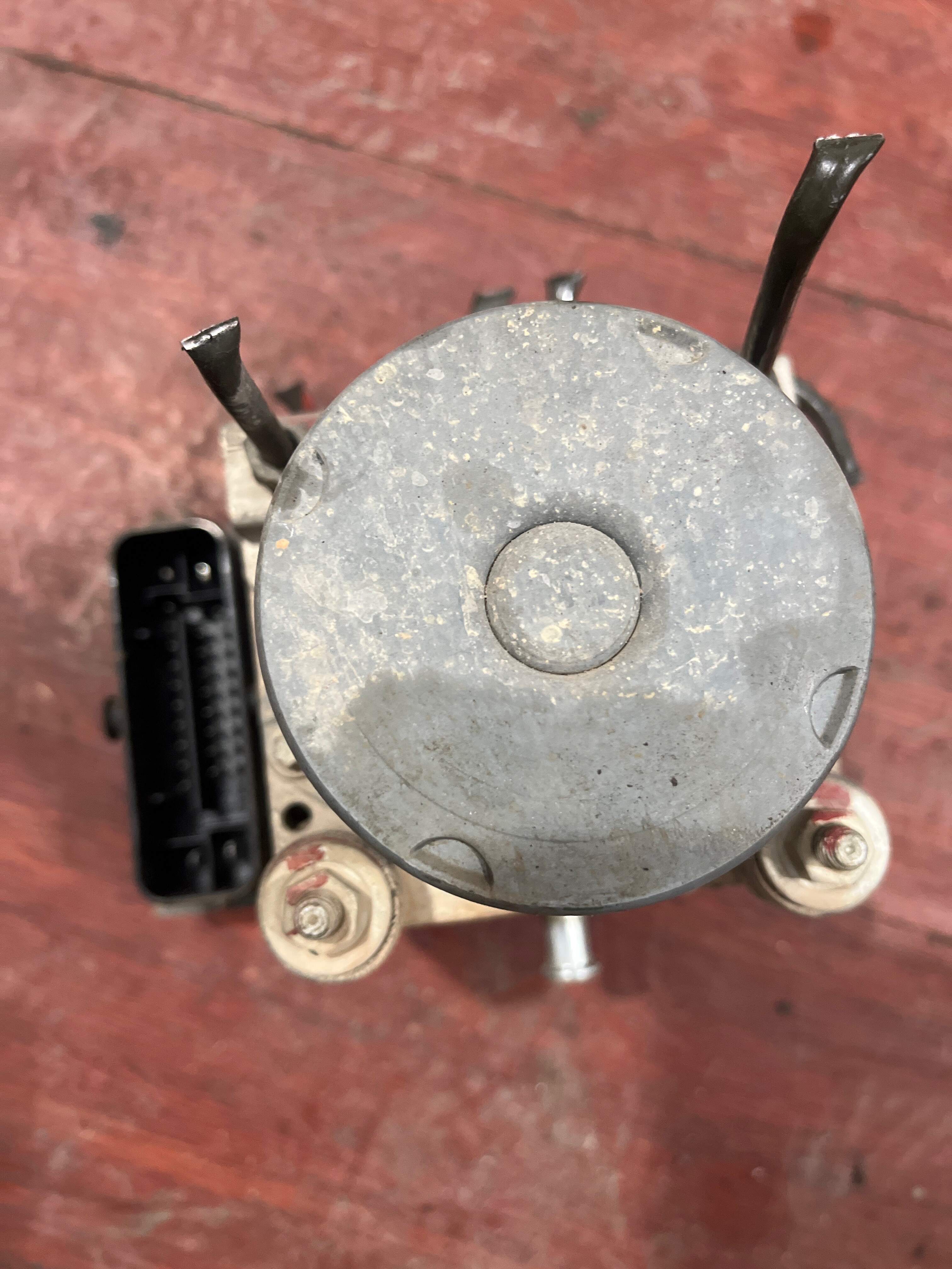 0265232637 ABS Pump Assembly