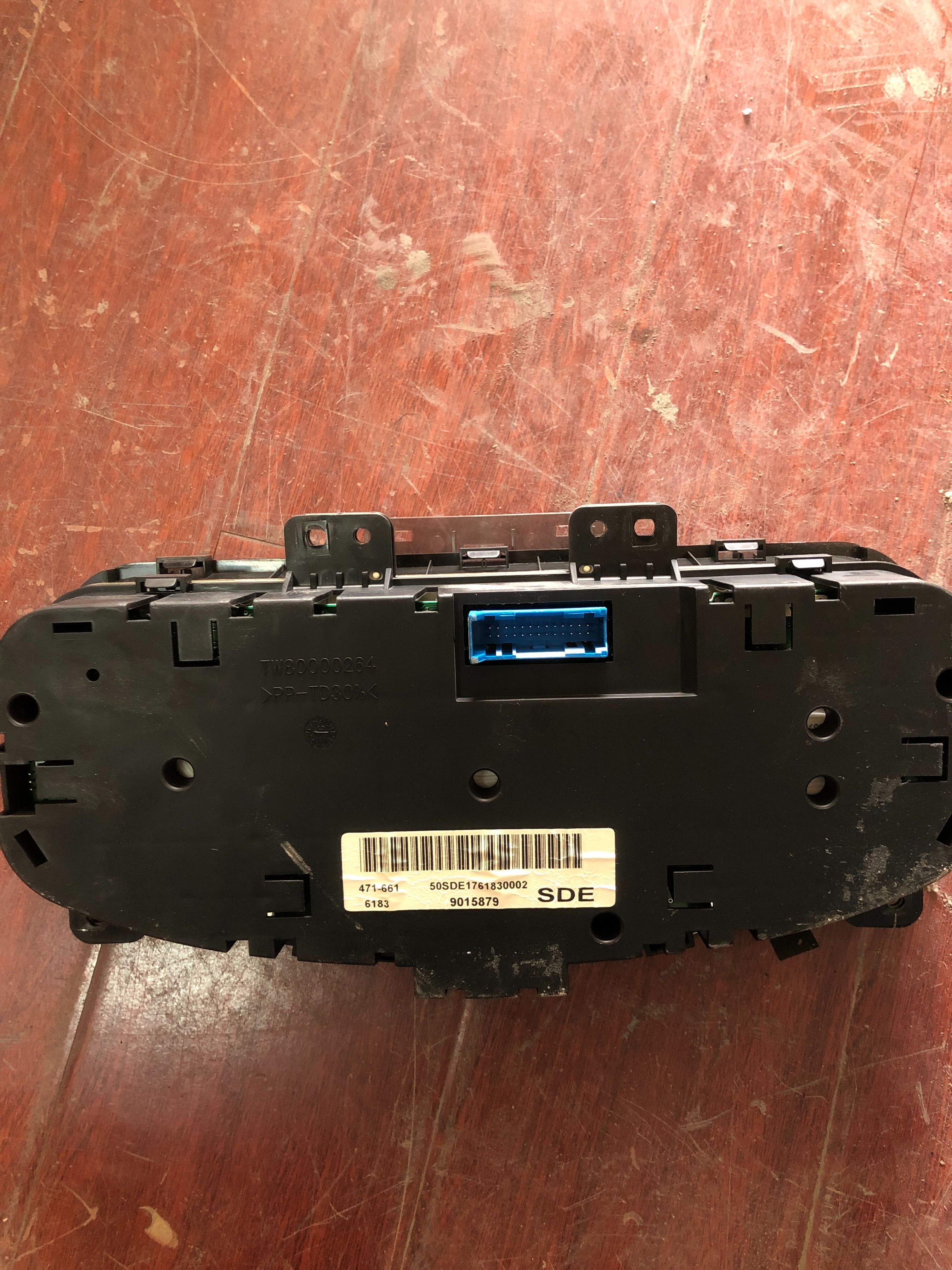 9015879 Instrument Cluster Assembly
