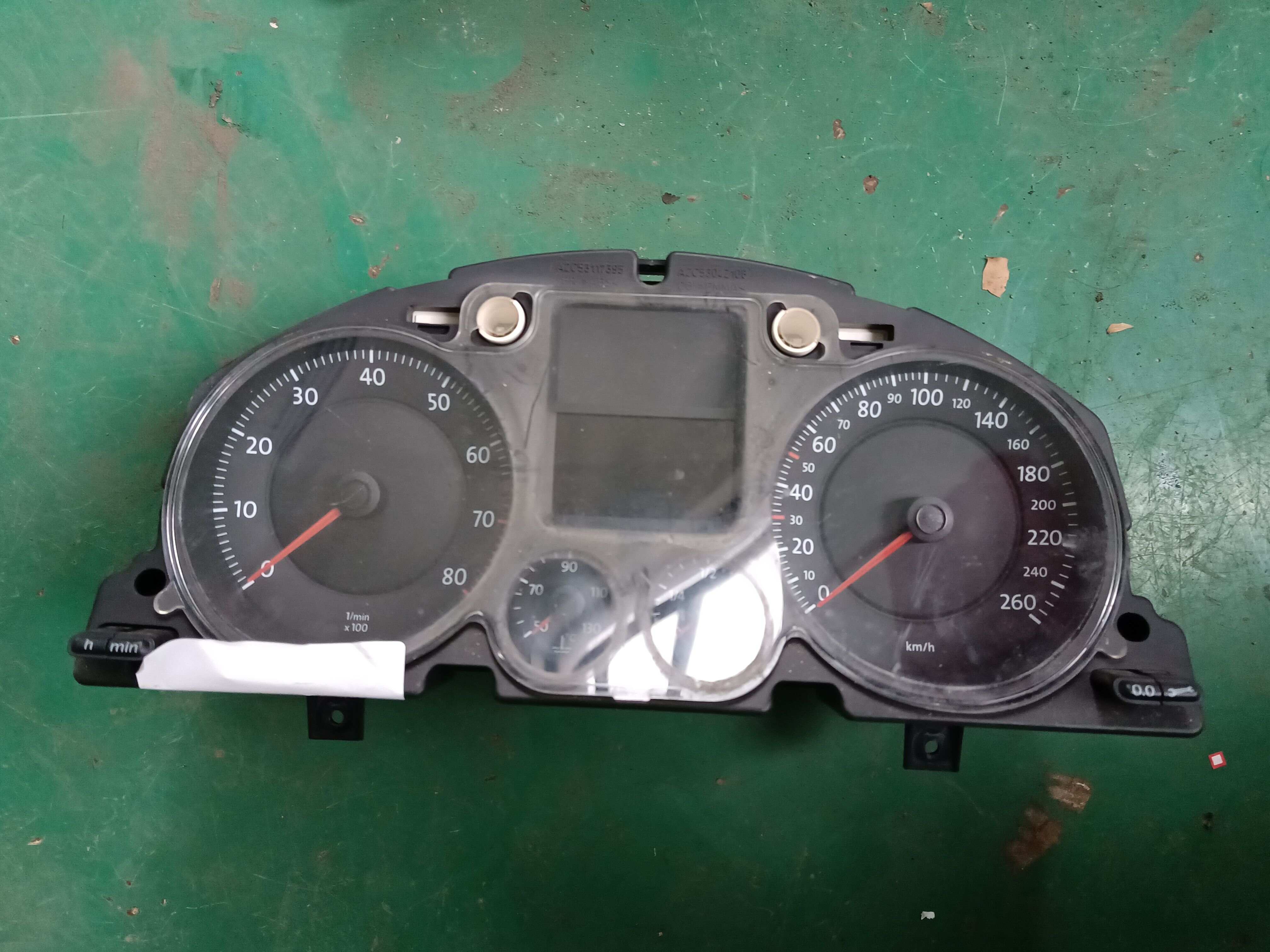 V0007000 Instrument Cluster Assembly