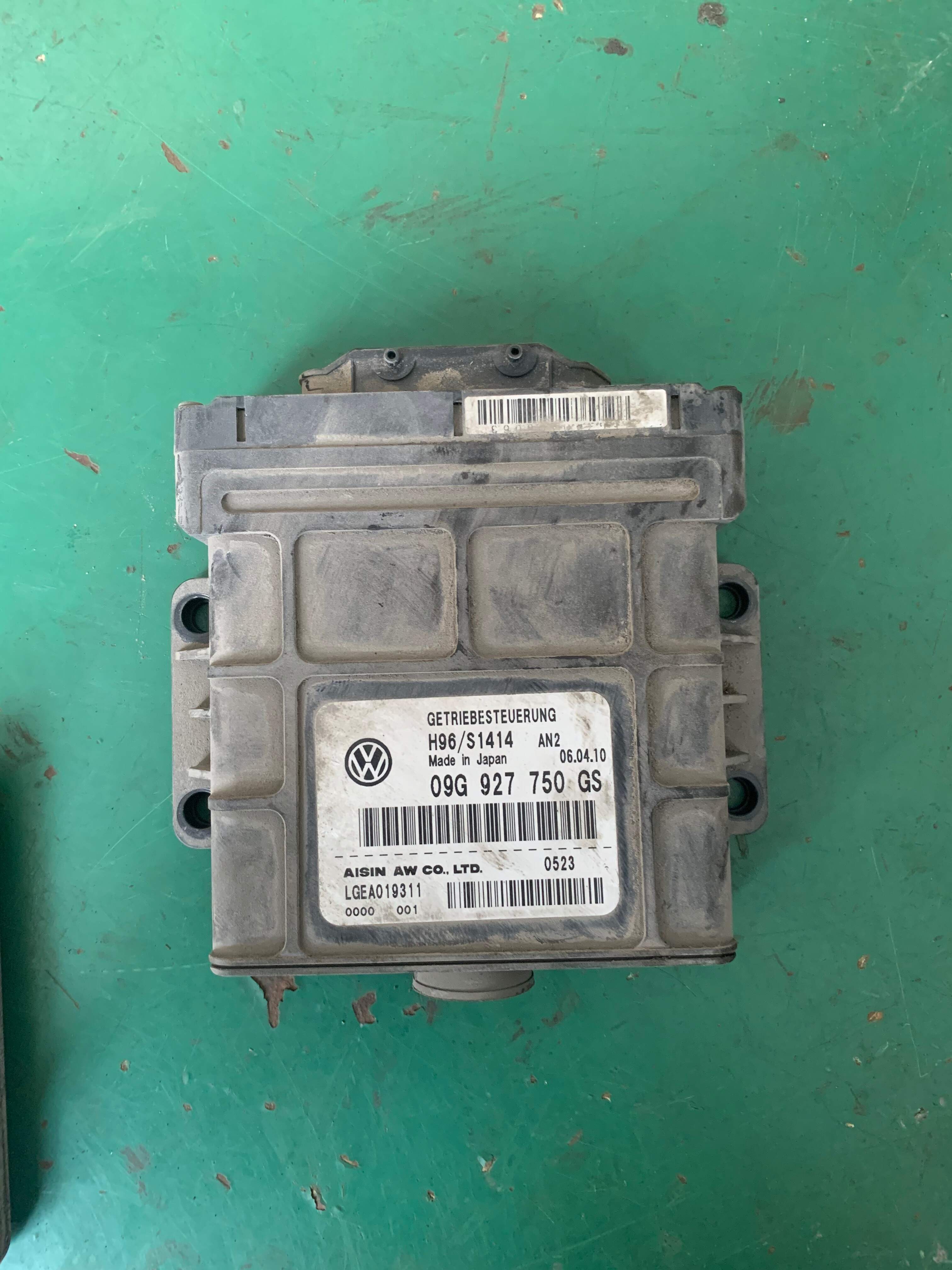 09G927750GS 发动机电脑