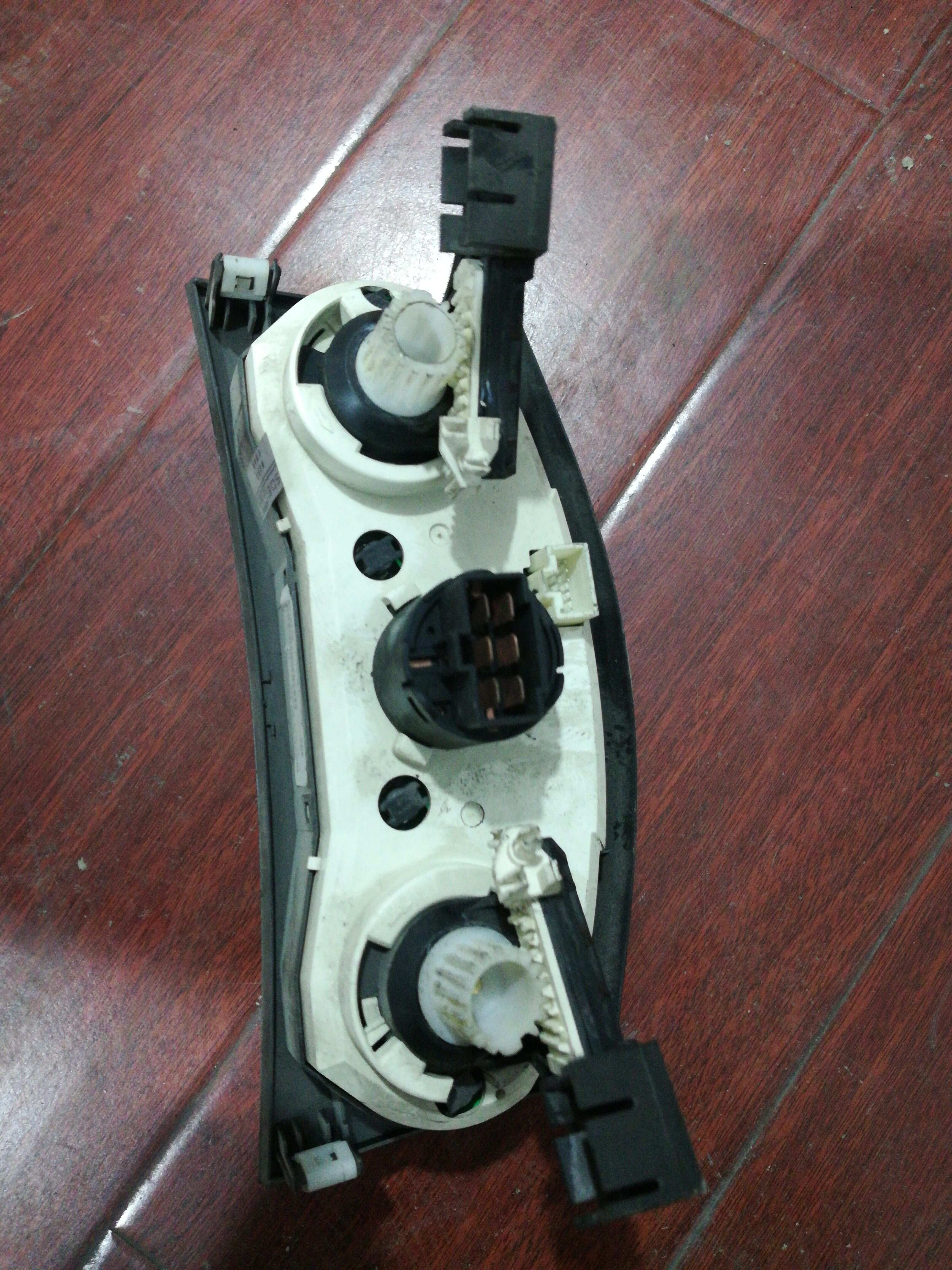 9003925 A/C Controller