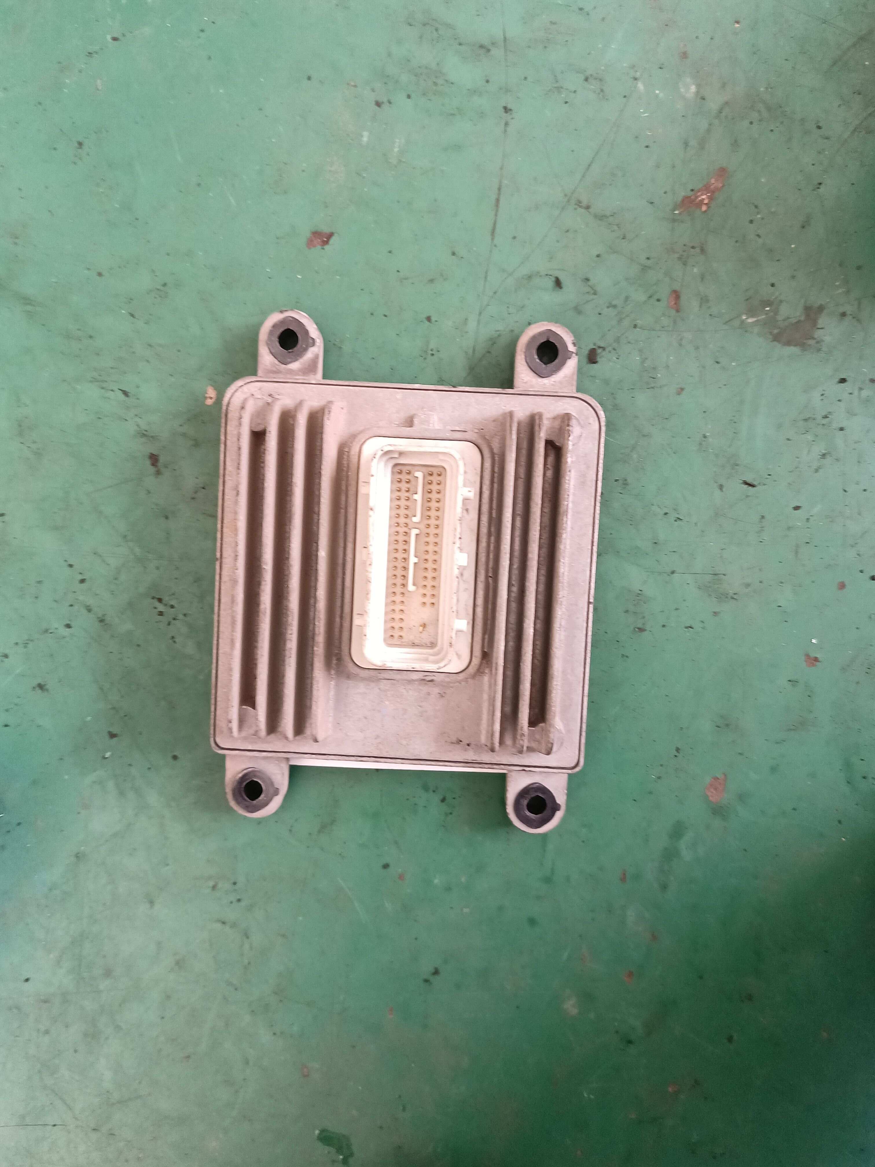 28057134 Engine Control Unit (ECU)