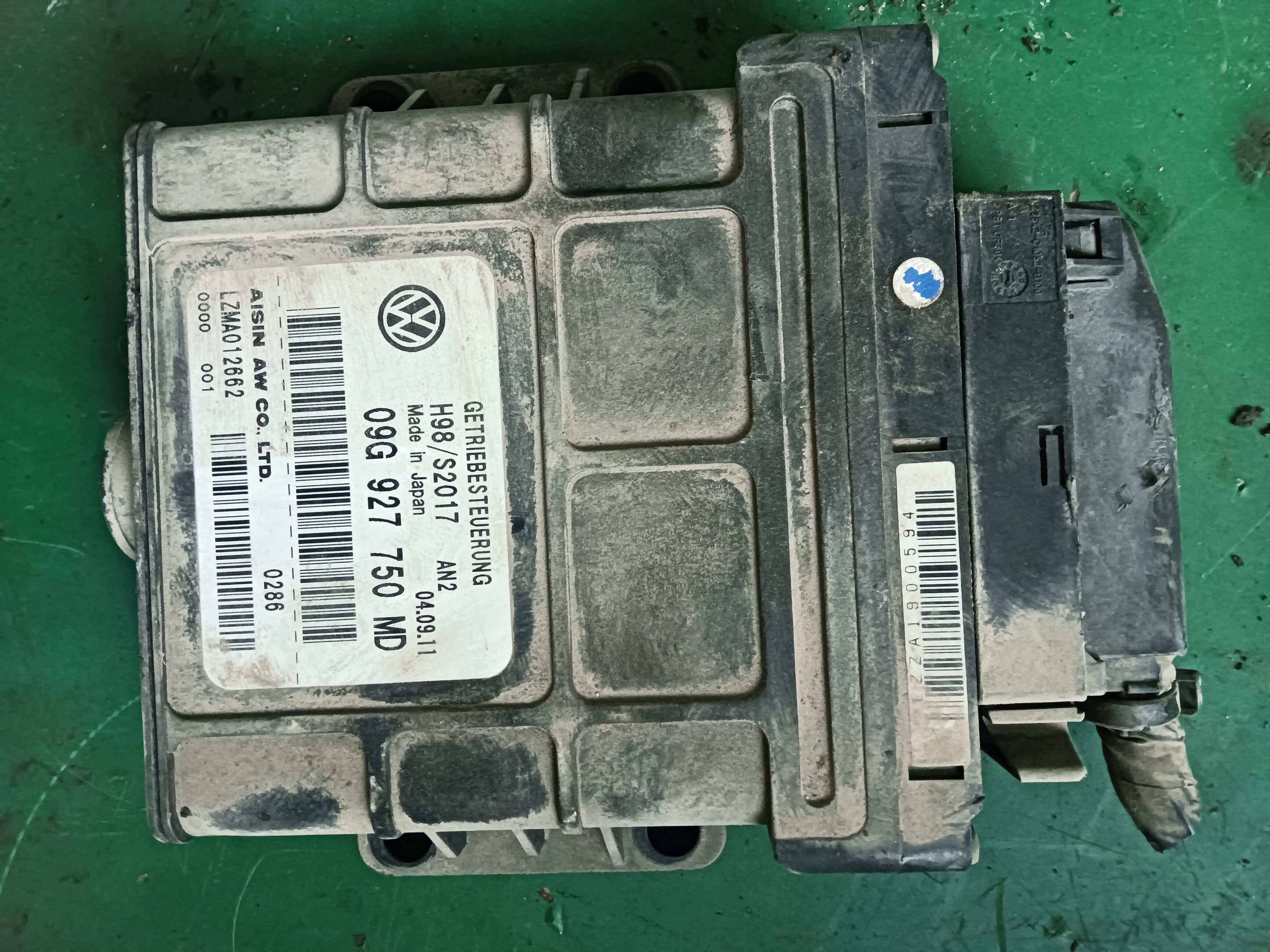 09G927750MD 发动机电脑