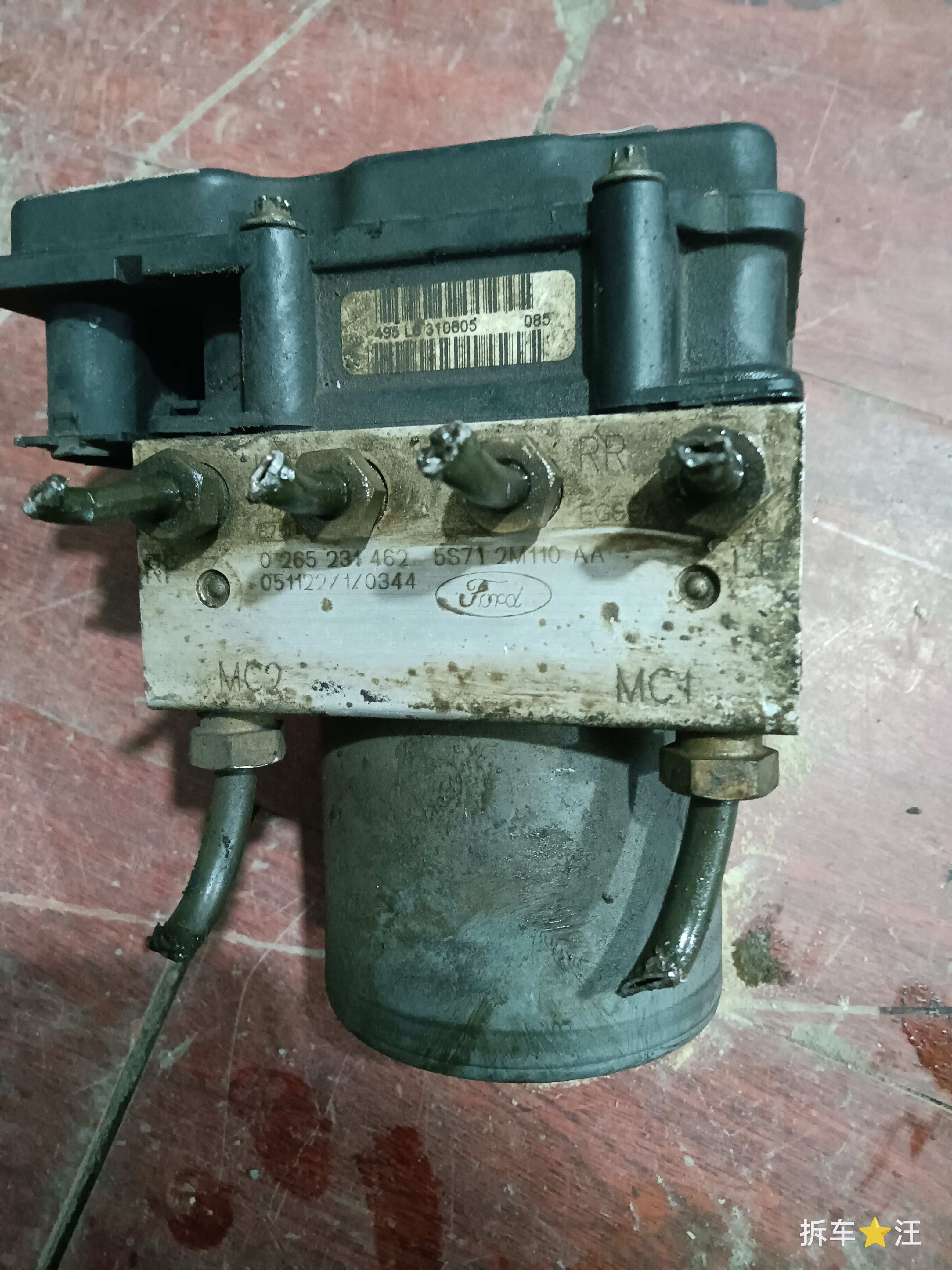 5S712M110AA ABS泵总成