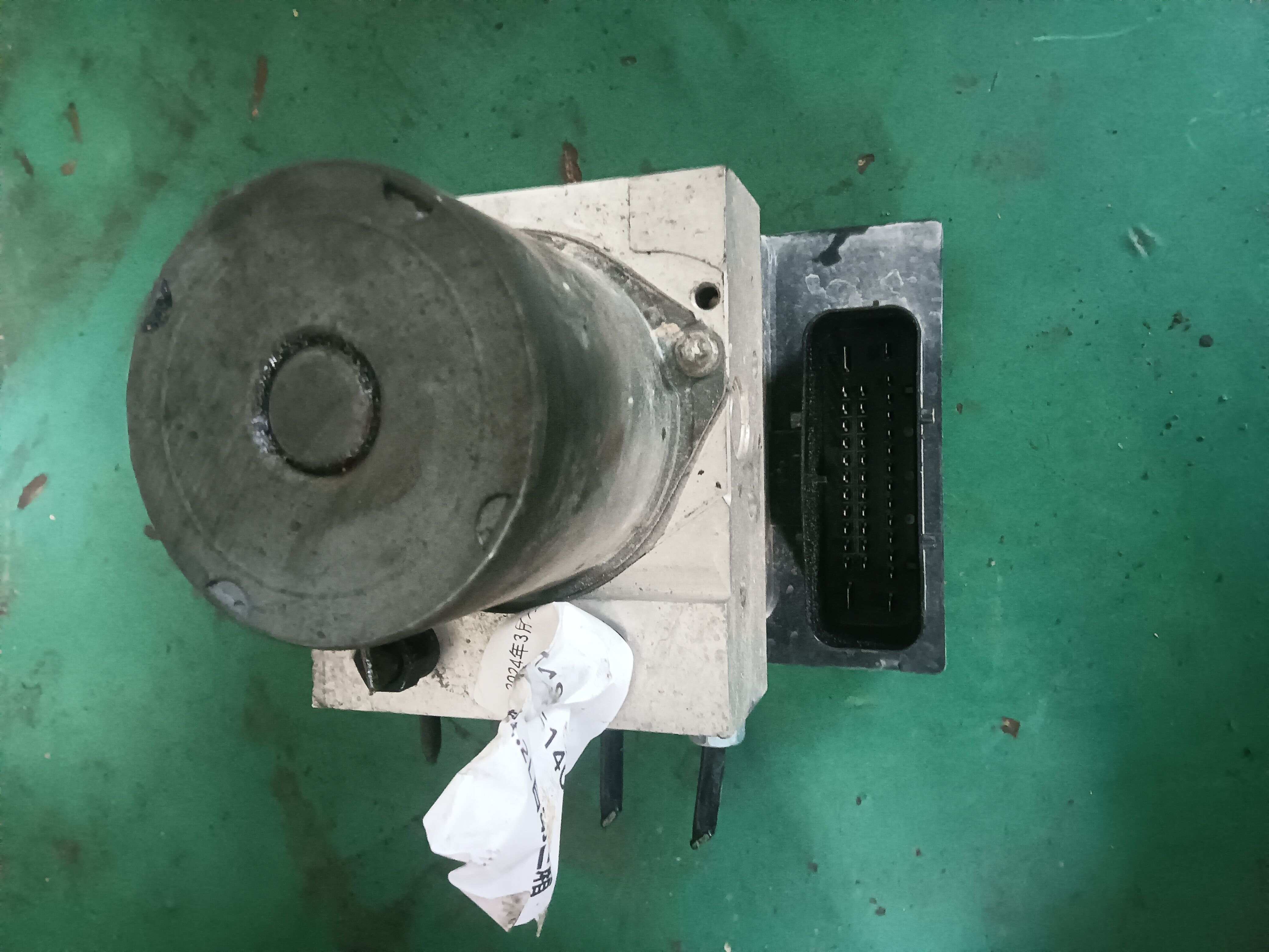 0265234134 ABS泵总成