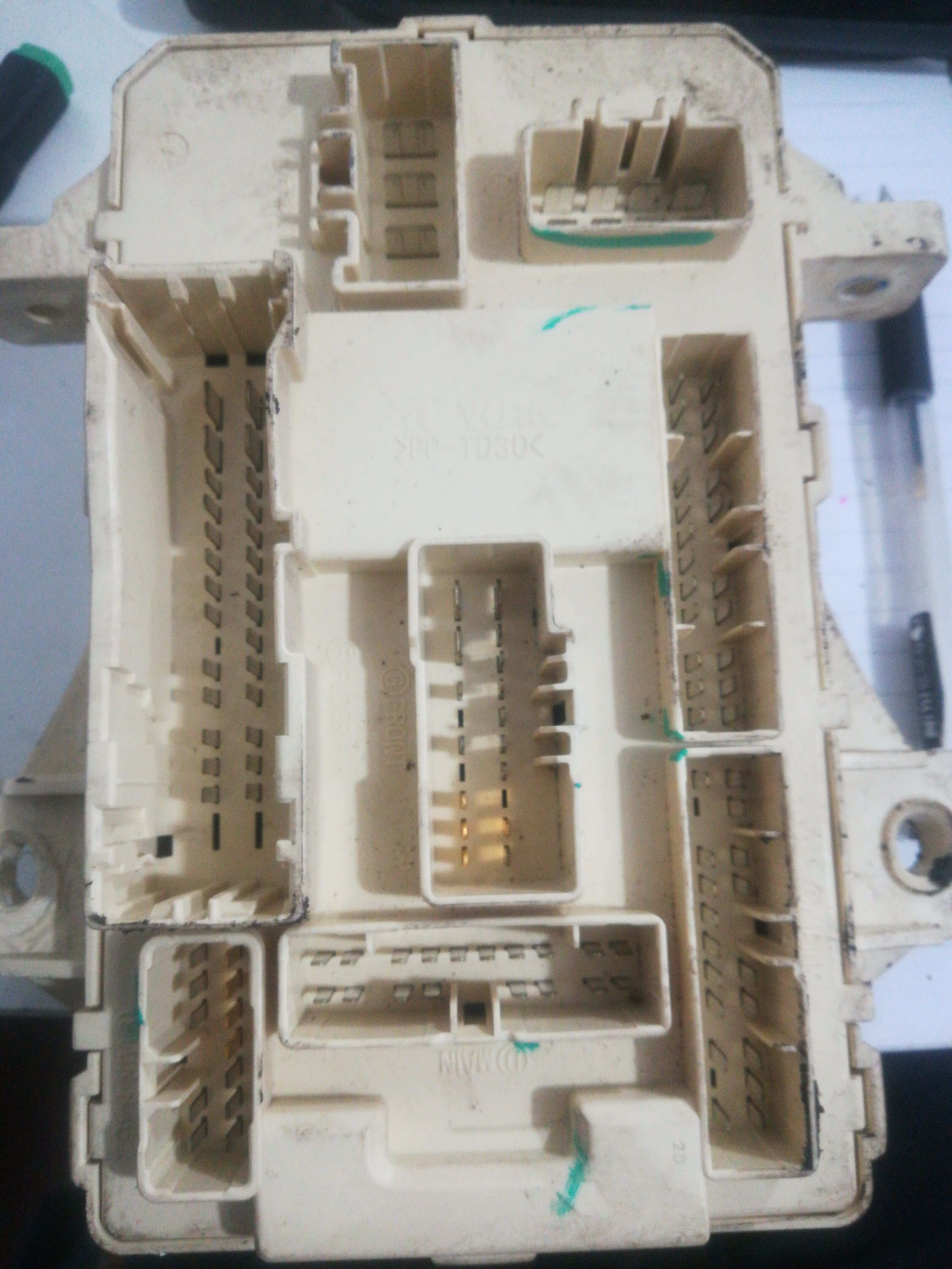 919502H560 保险盒