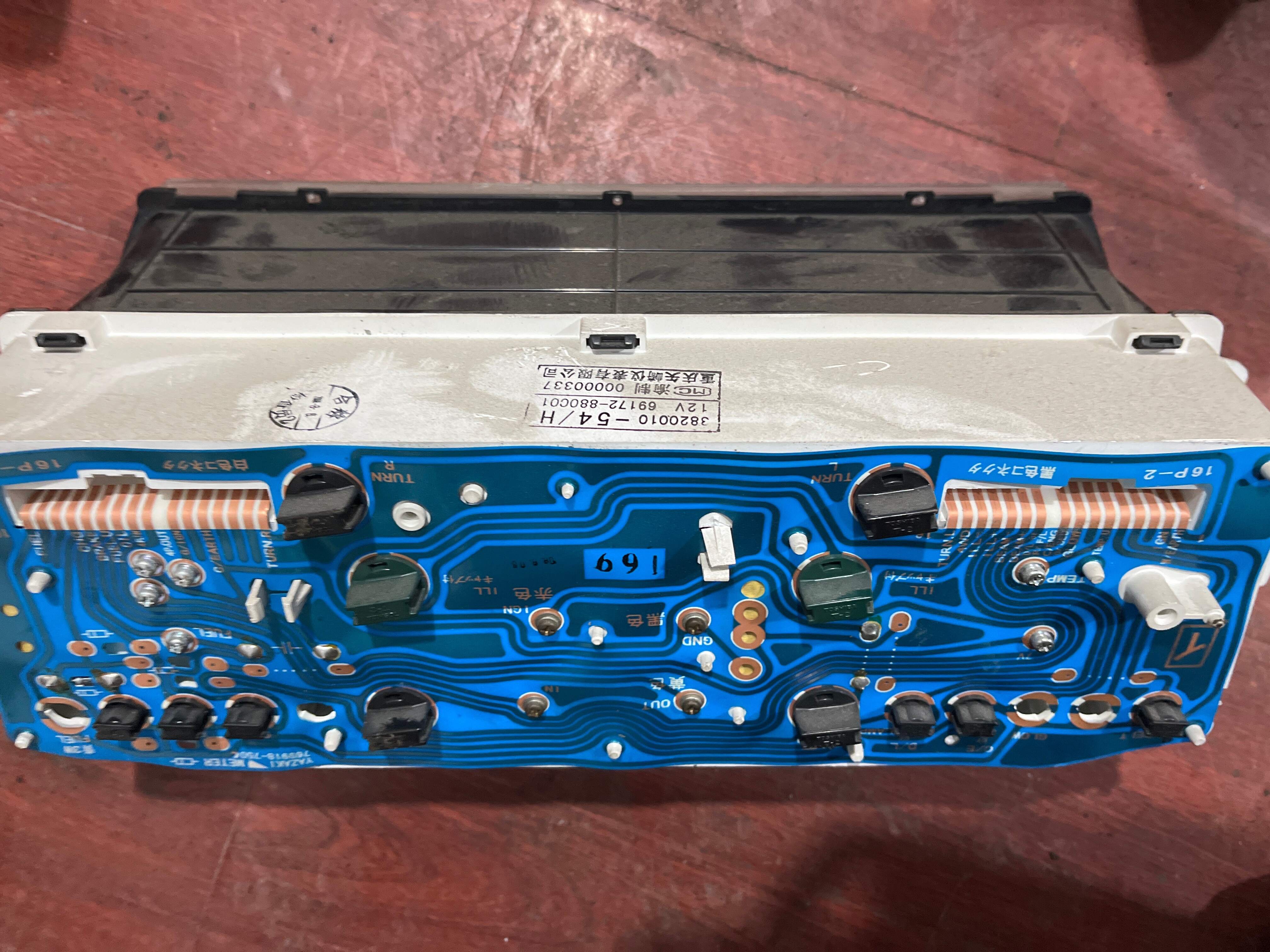 382001054 Instrument Cluster Assembly