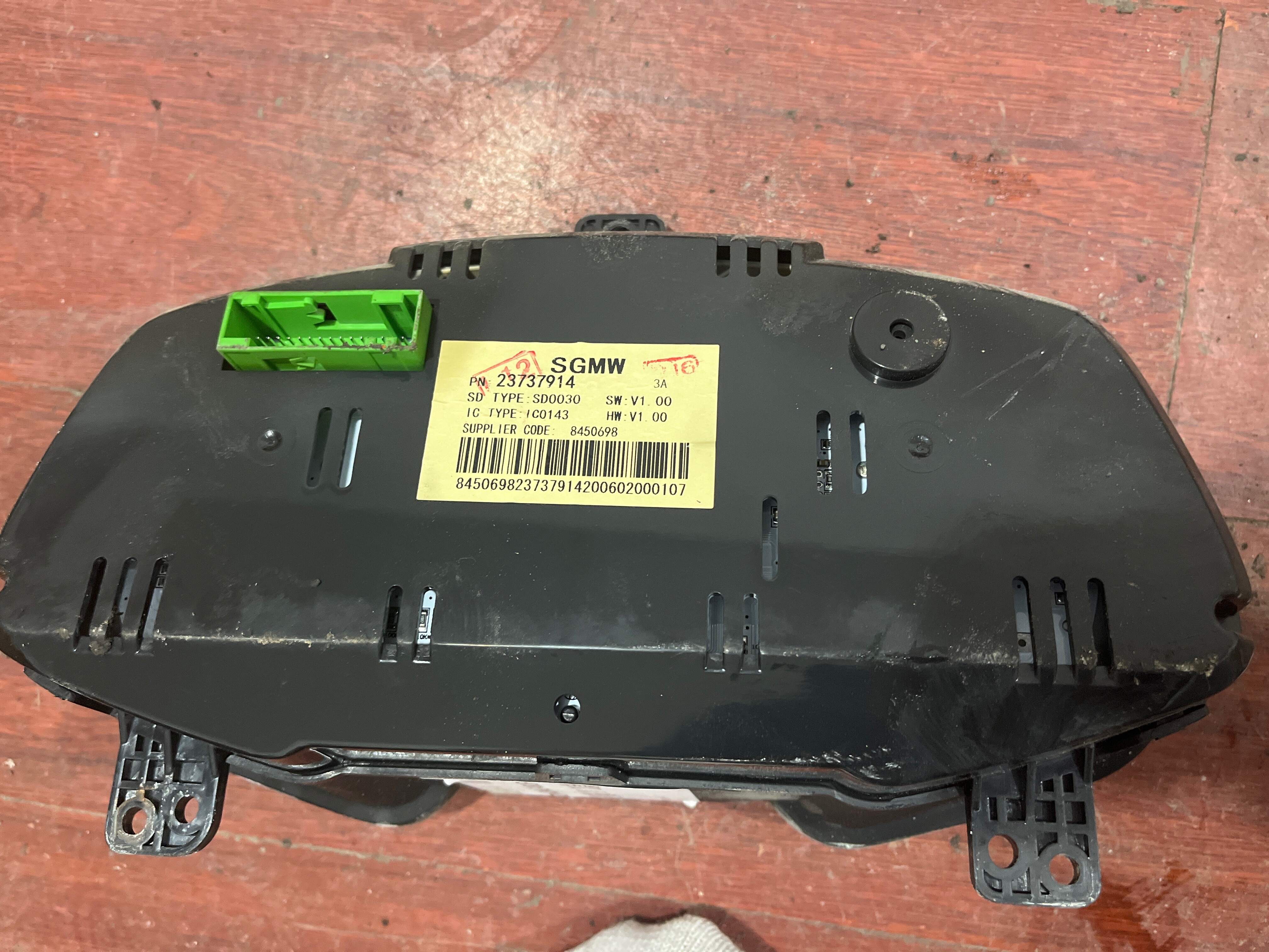 23737914 Instrument Cluster Assembly
