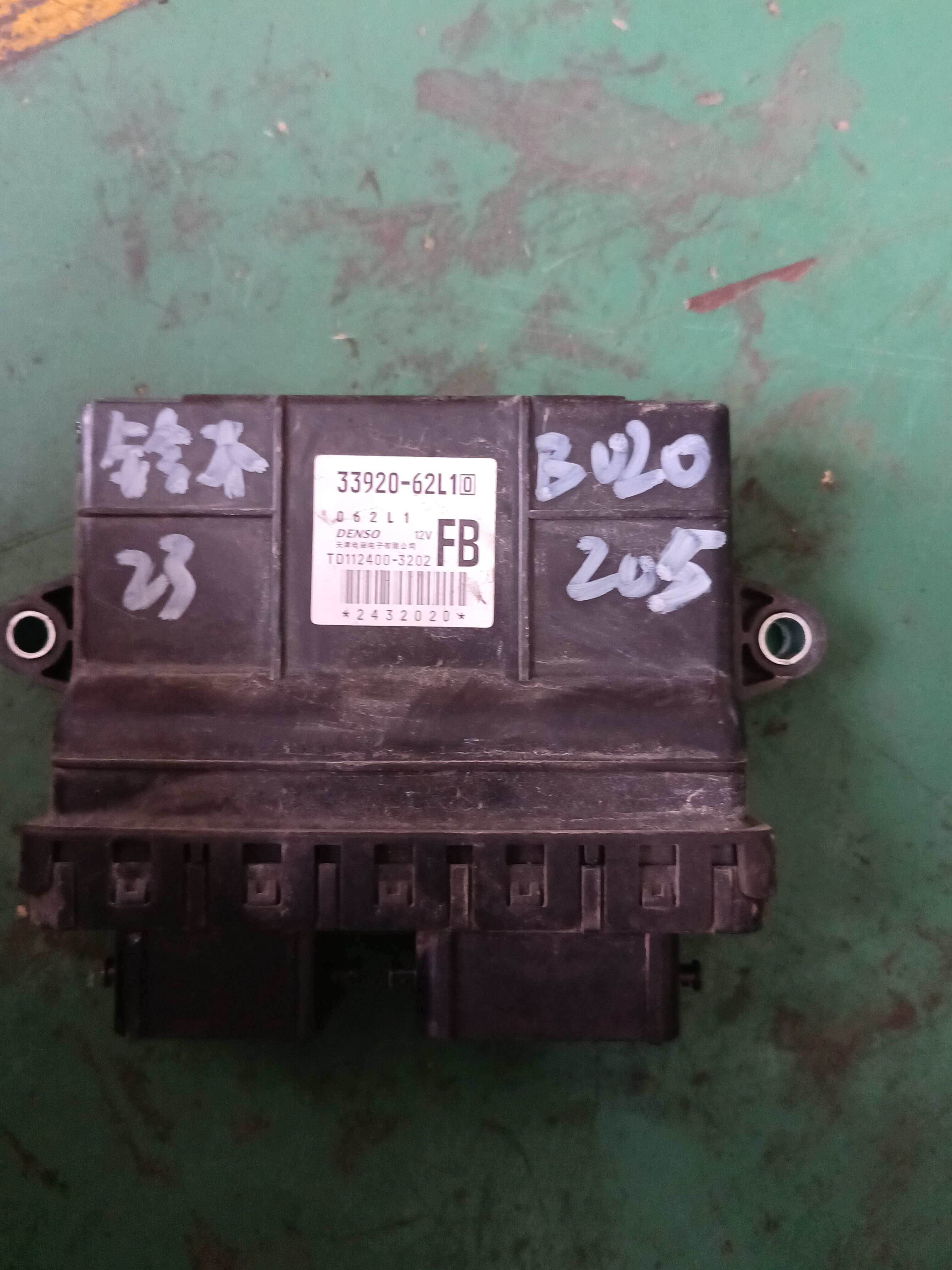 3392062L10 发动机电脑