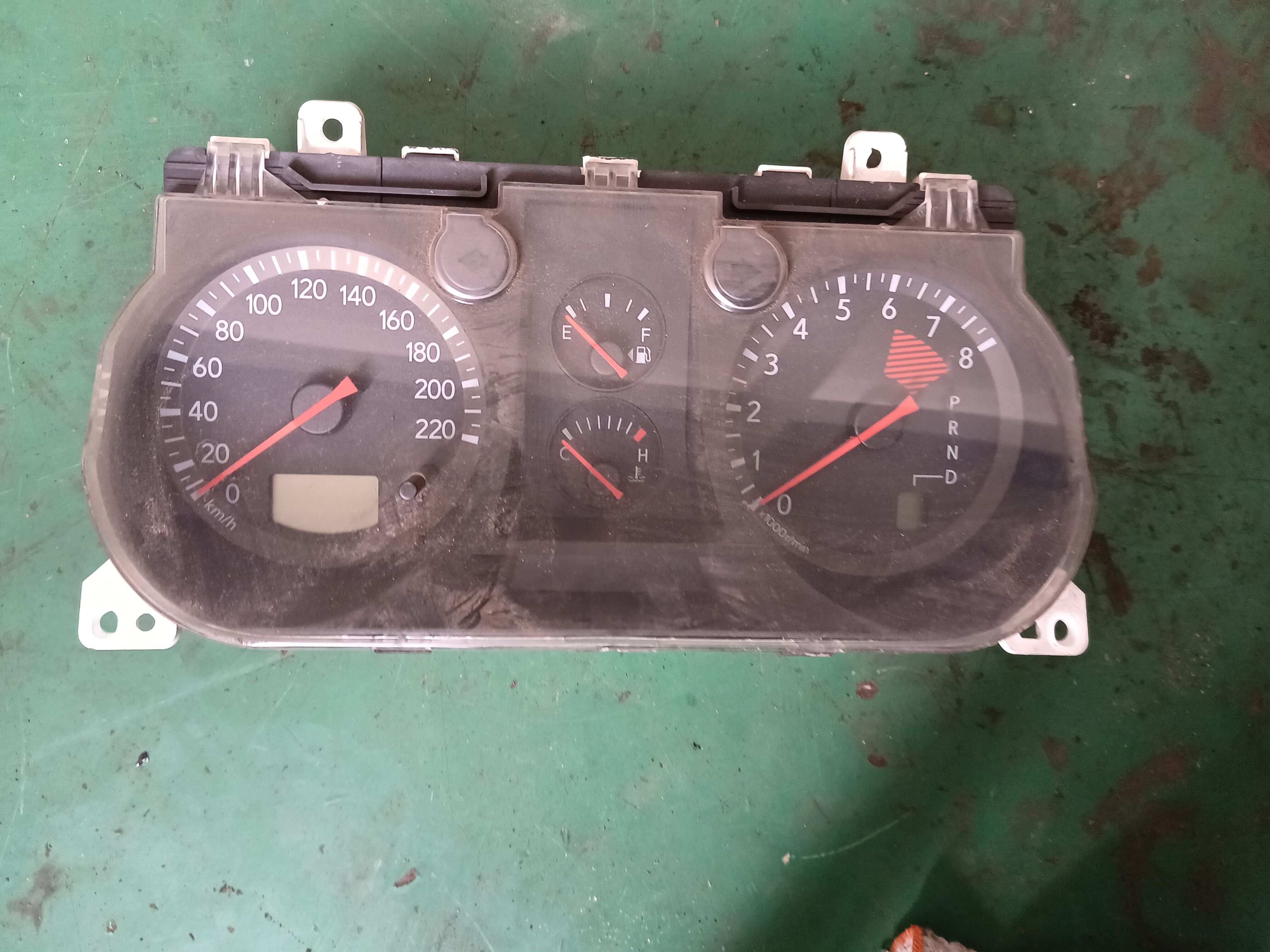 MN134638 Instrument Cluster Assembly