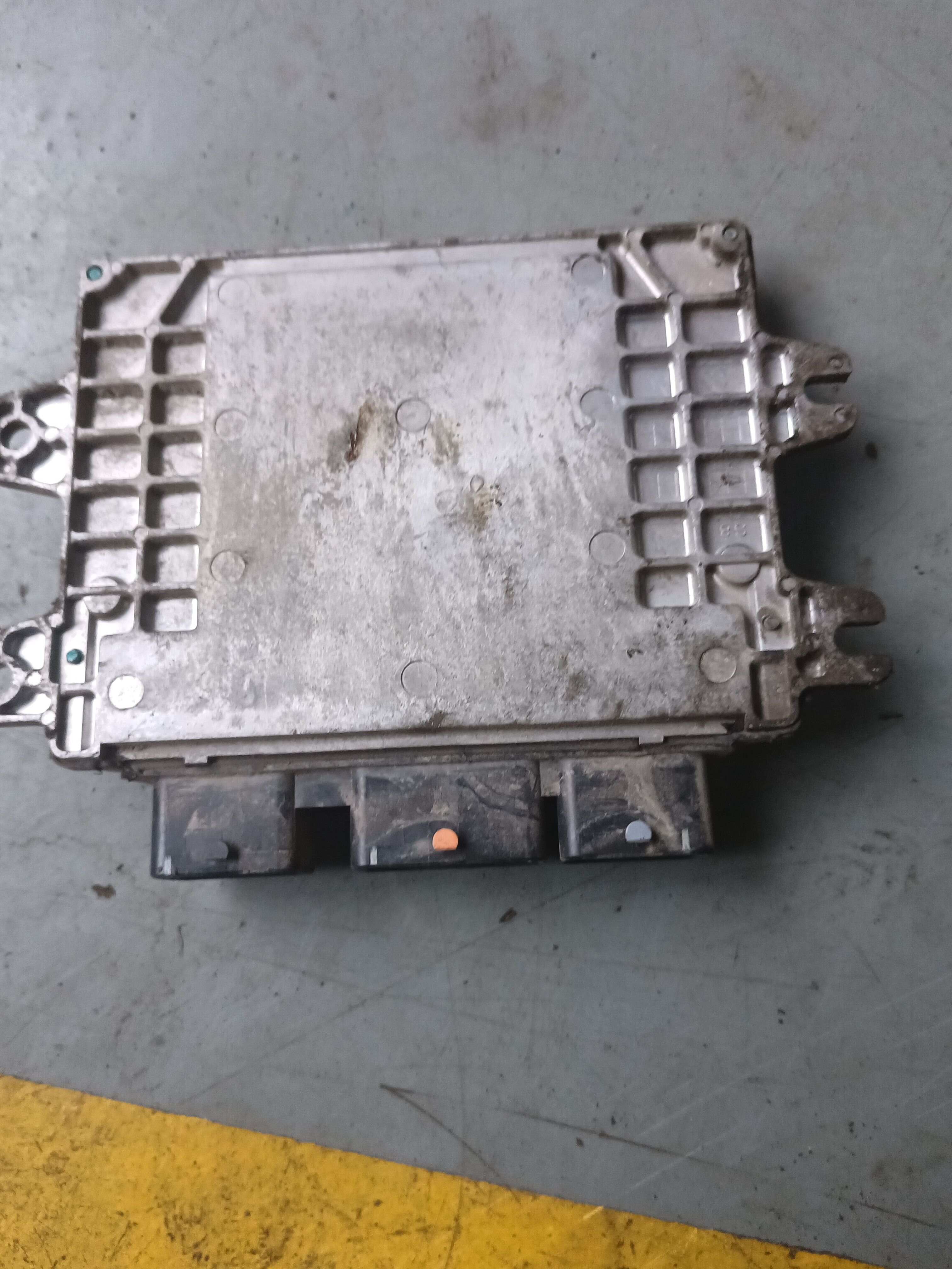 MEC732001A1XT 发动机电脑