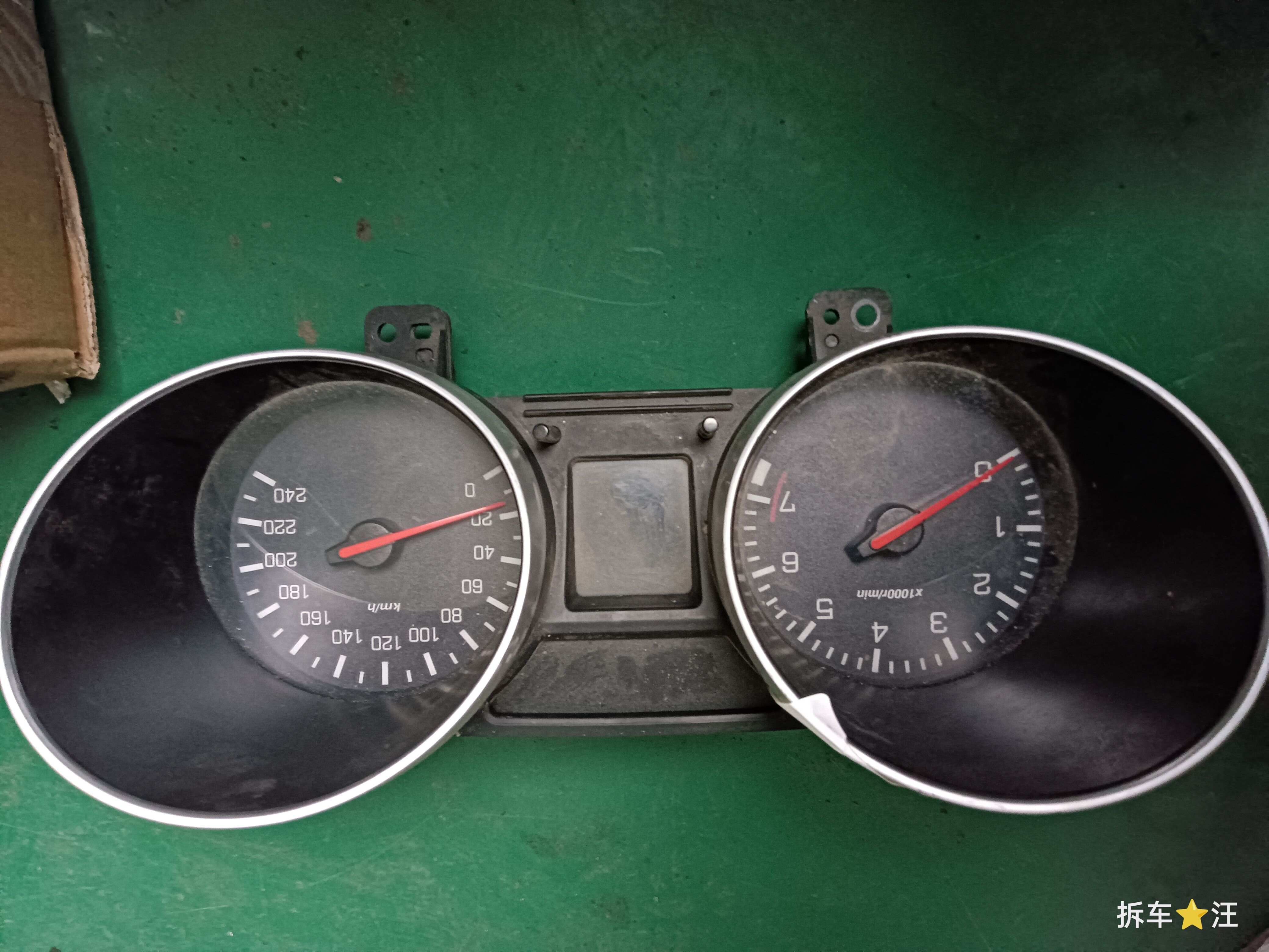 3820010B6V7 组合仪表总成