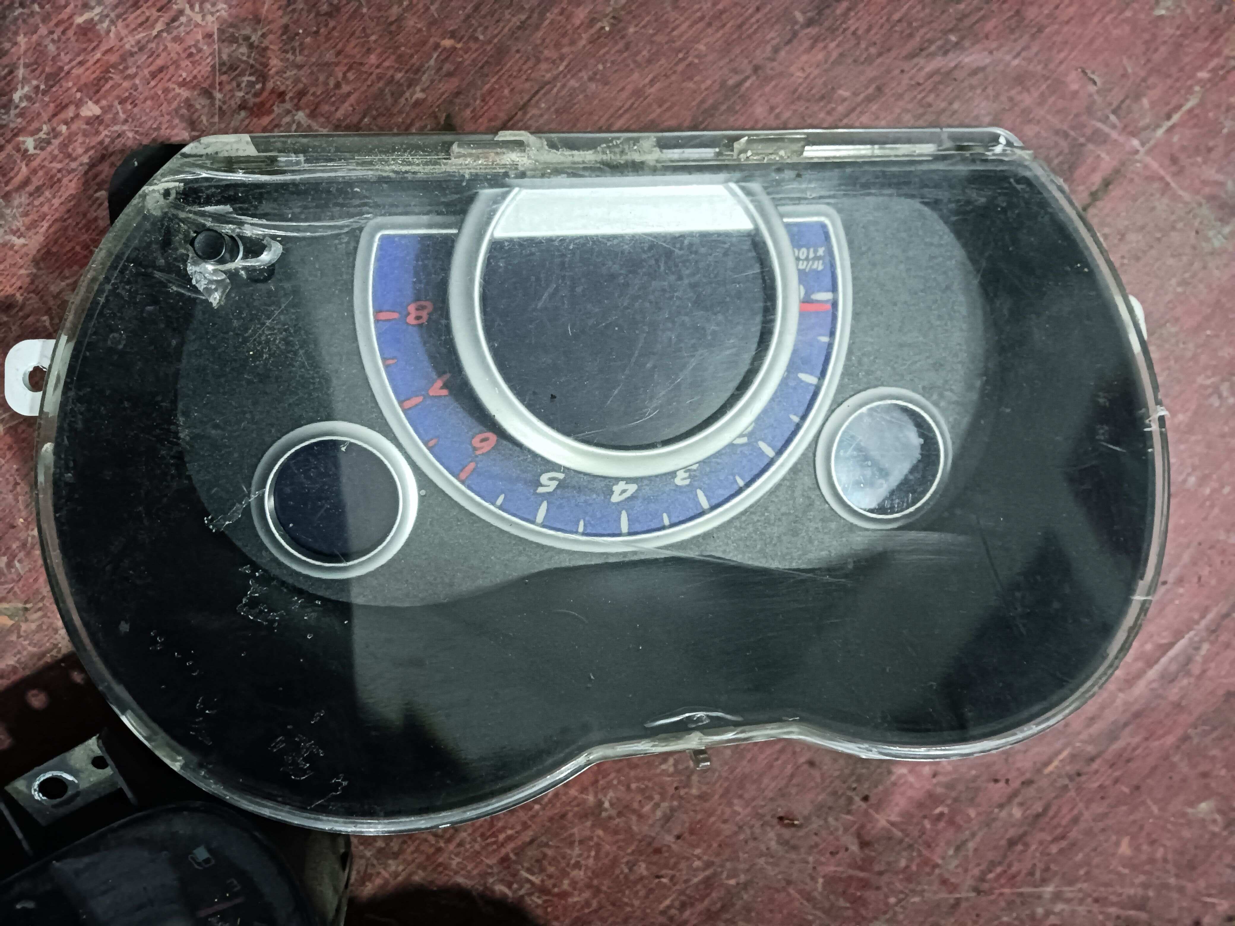 F3820000B1 组合仪表总成