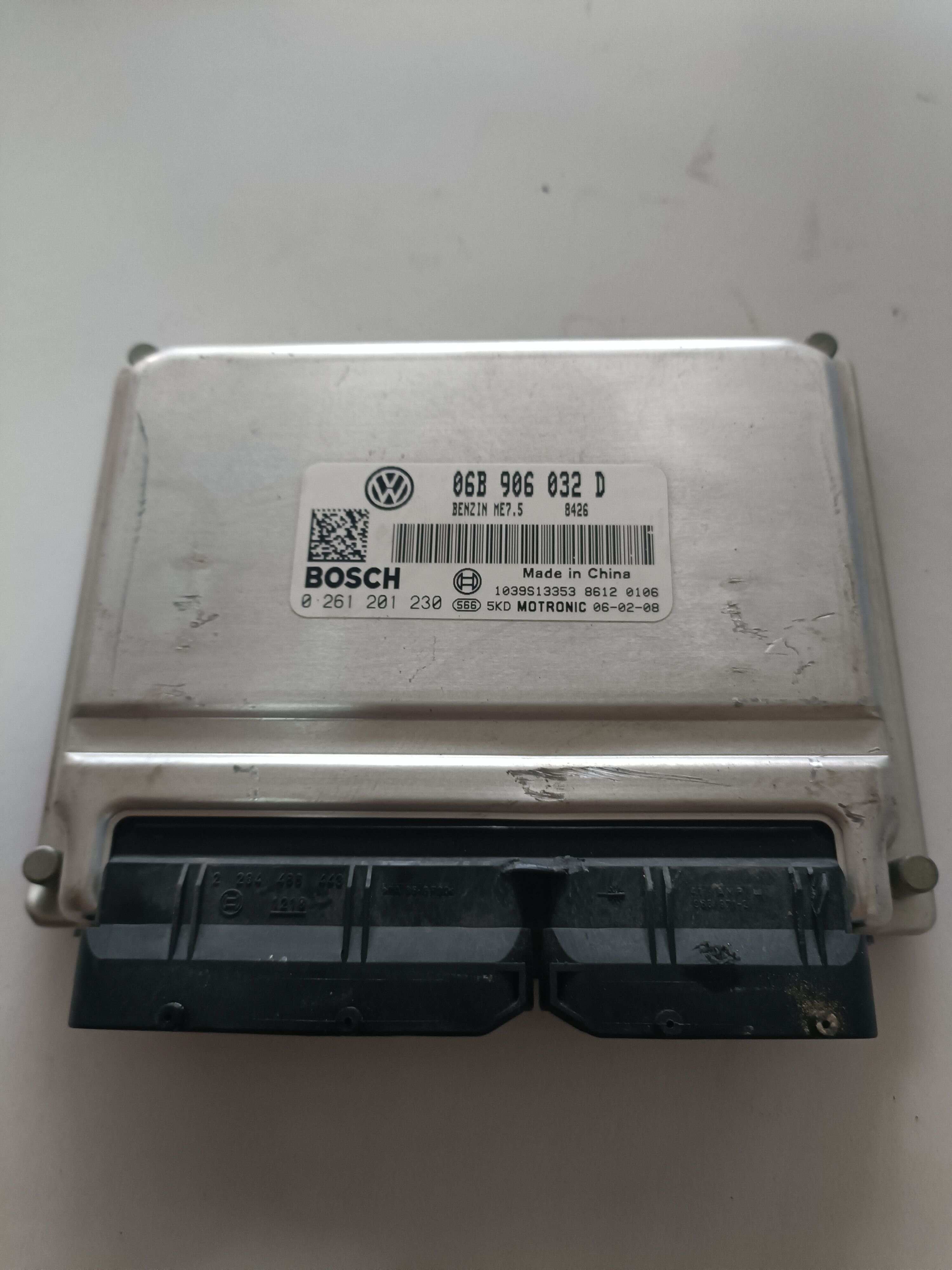 06B906032D 发动机电脑