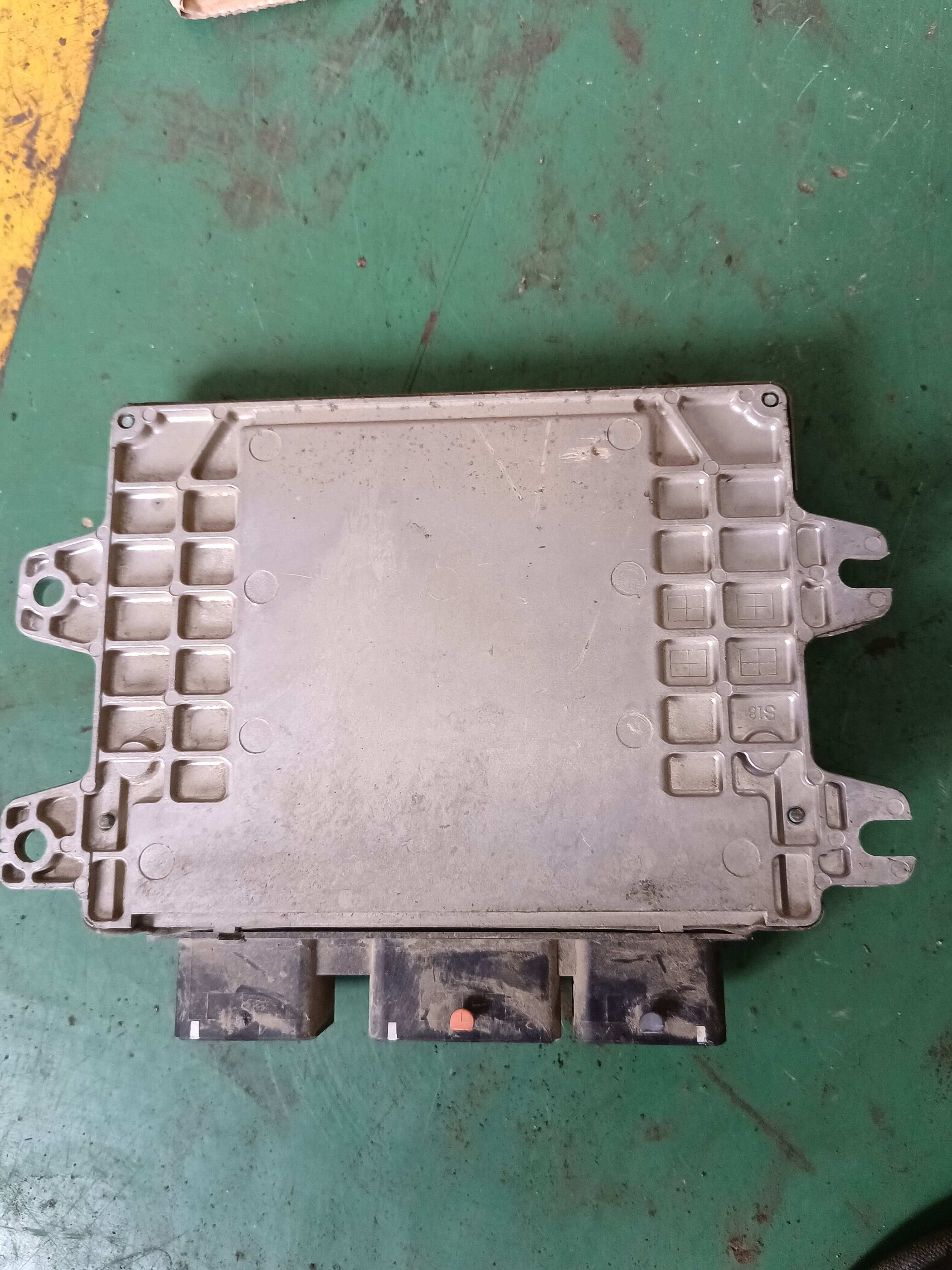 MEC742000C1HE 发动机电脑
