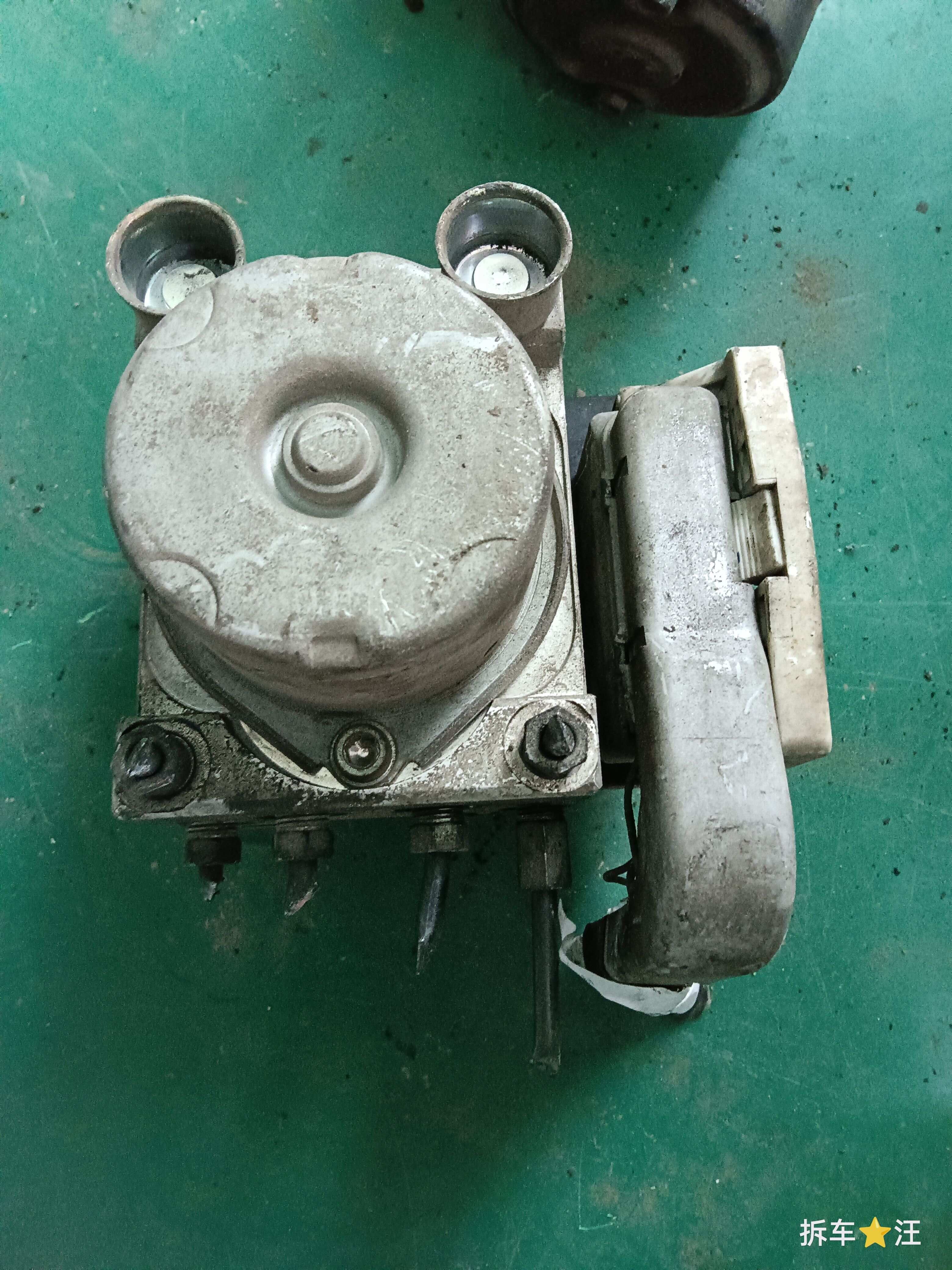 GR3B437A0 ABS Pump Assembly