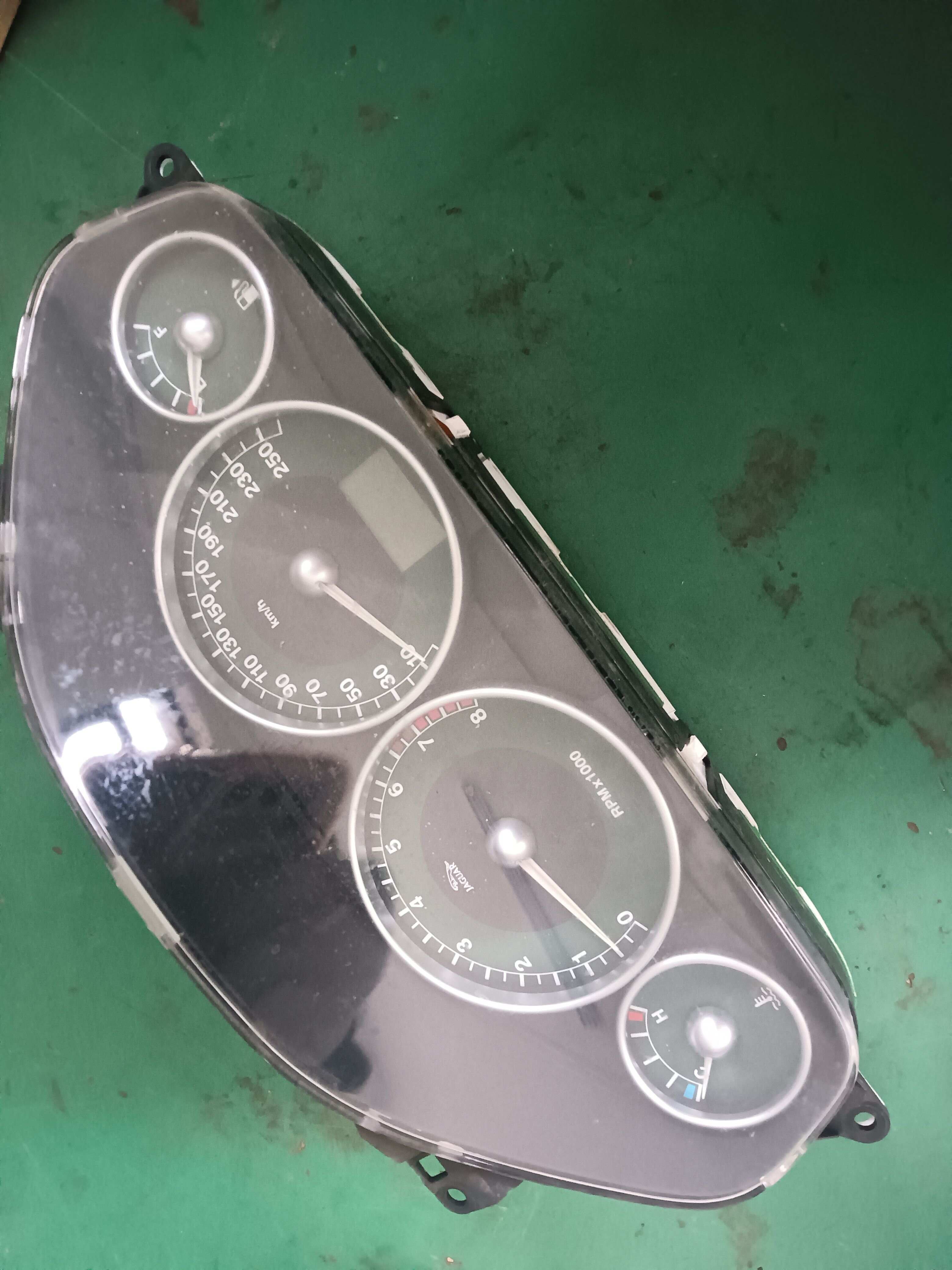 1X4F10849AL 组合仪表总成
