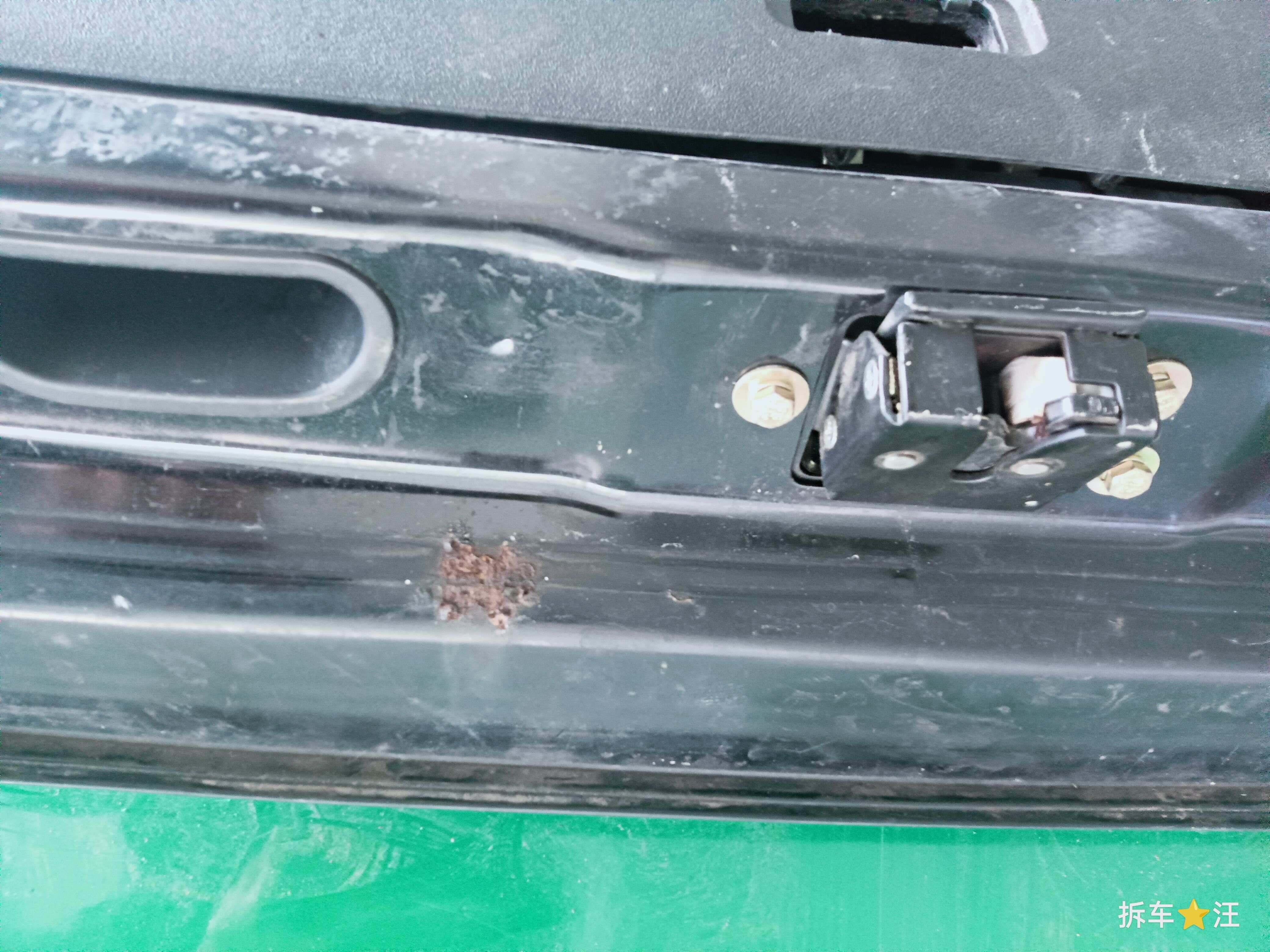 6301010S08 Trunk Lid Assembly