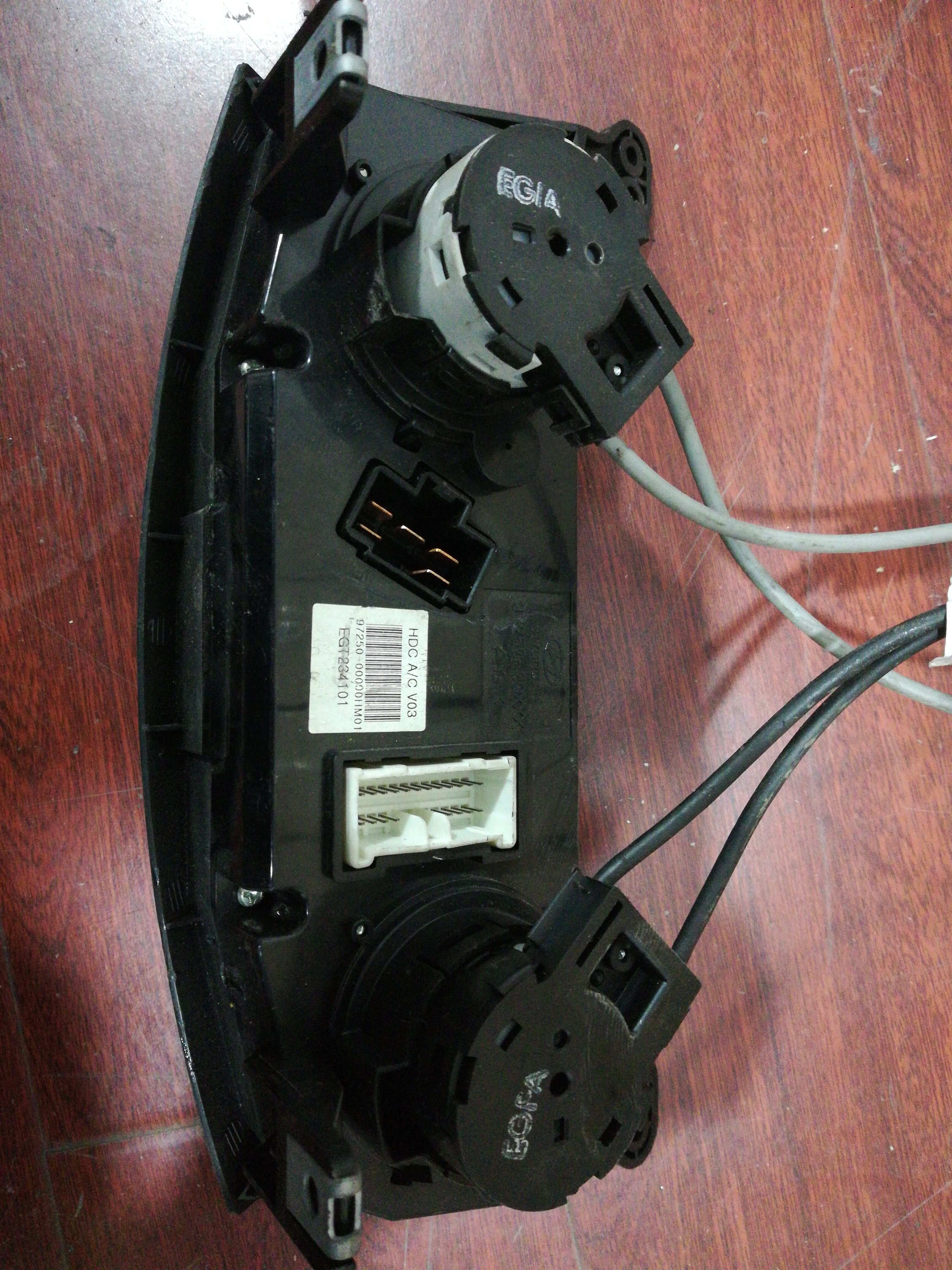9725000000HM01 A/C Controller
