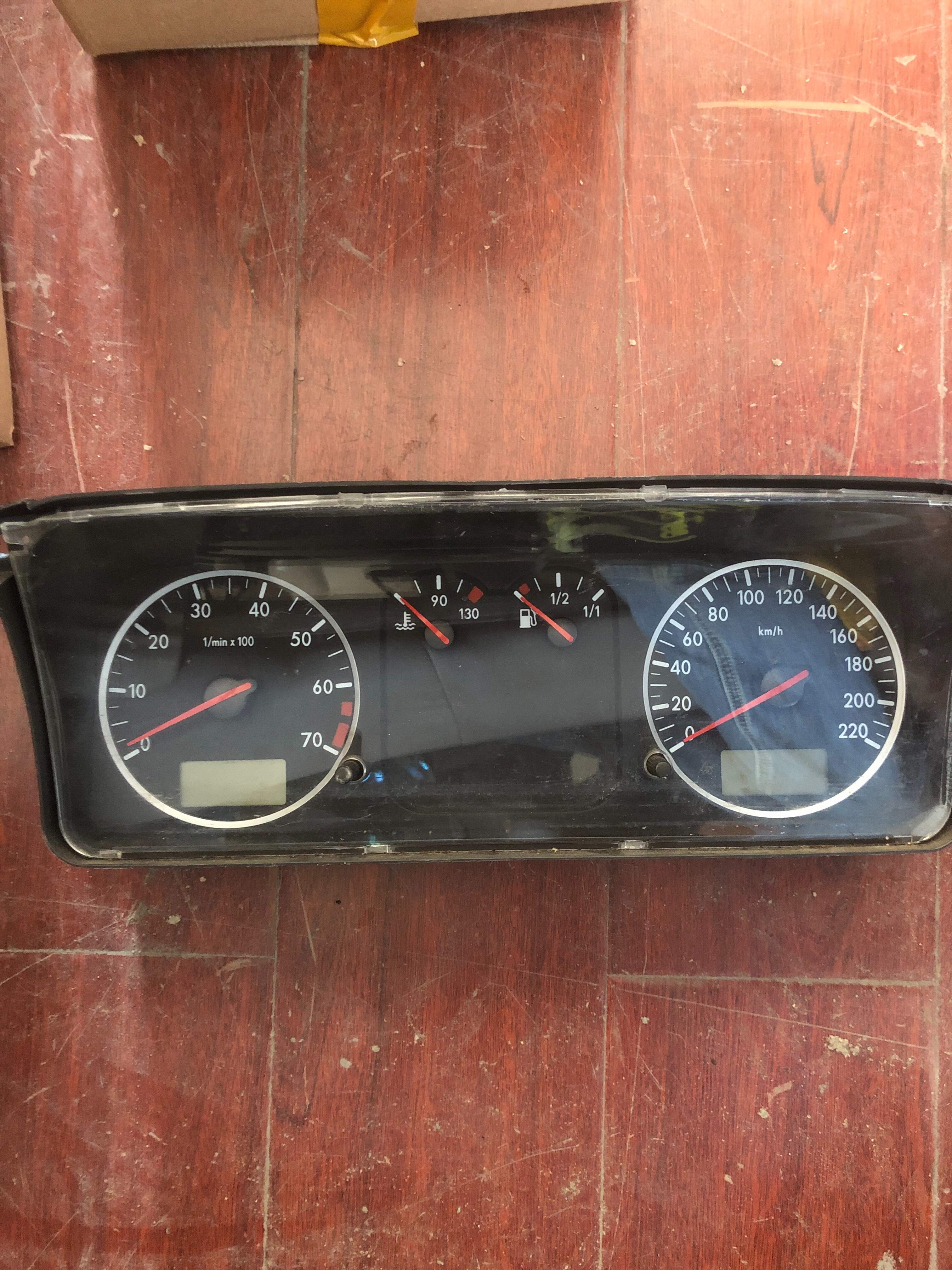 33D920800B Instrument Cluster Assembly