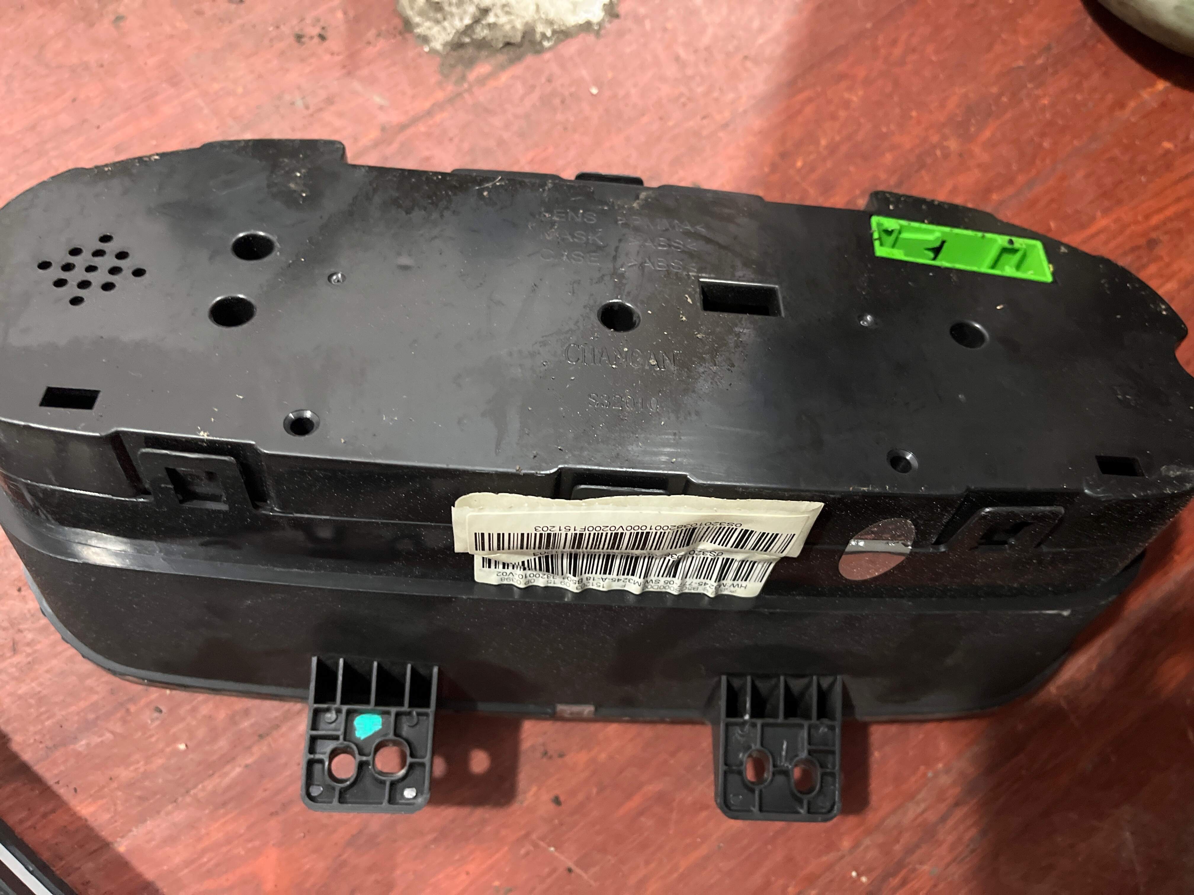 B5CS000D00 组合仪表总成