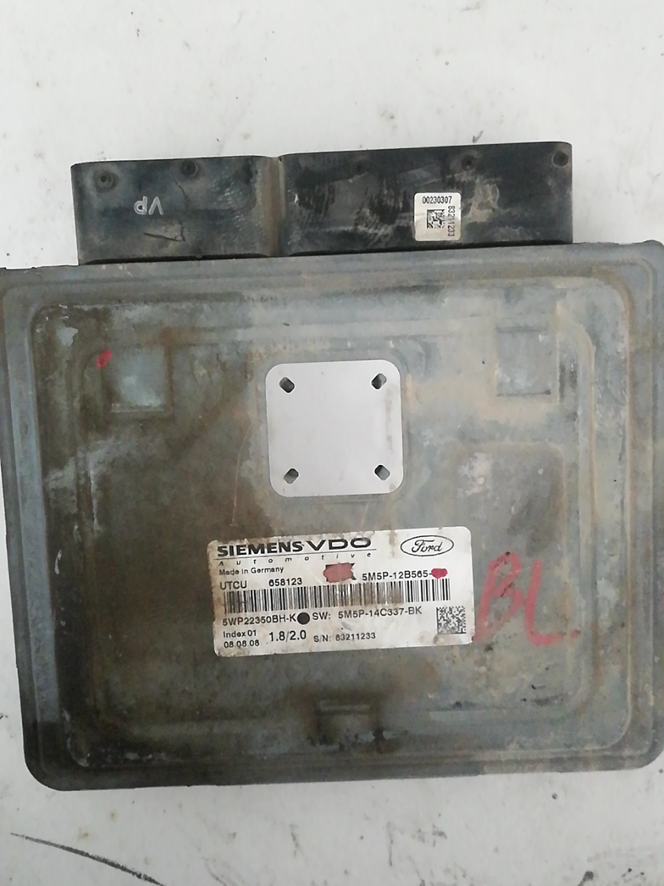 5M5P14C337BK Engine Control Unit (ECU)