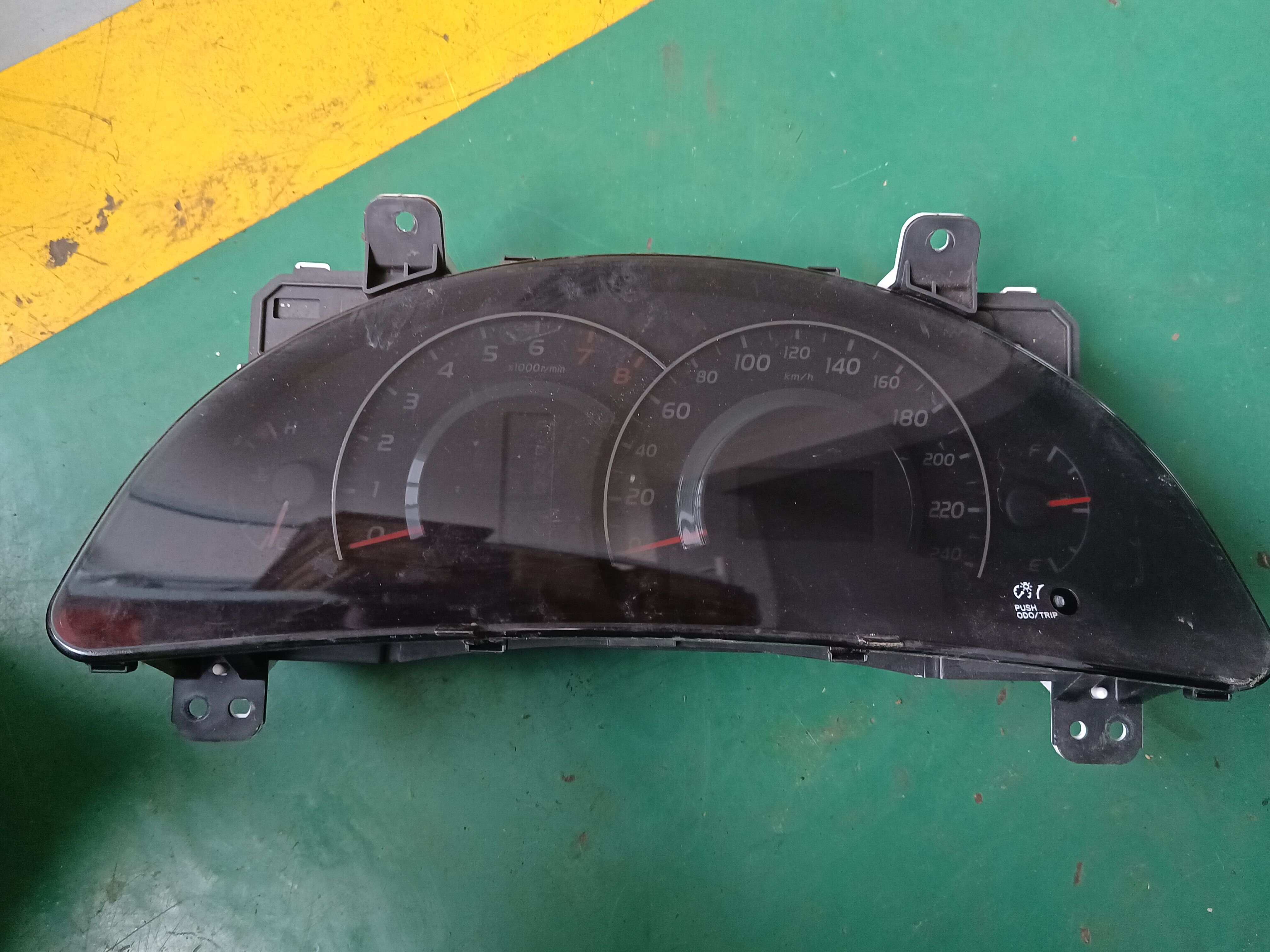 8380006Z70 组合仪表总成