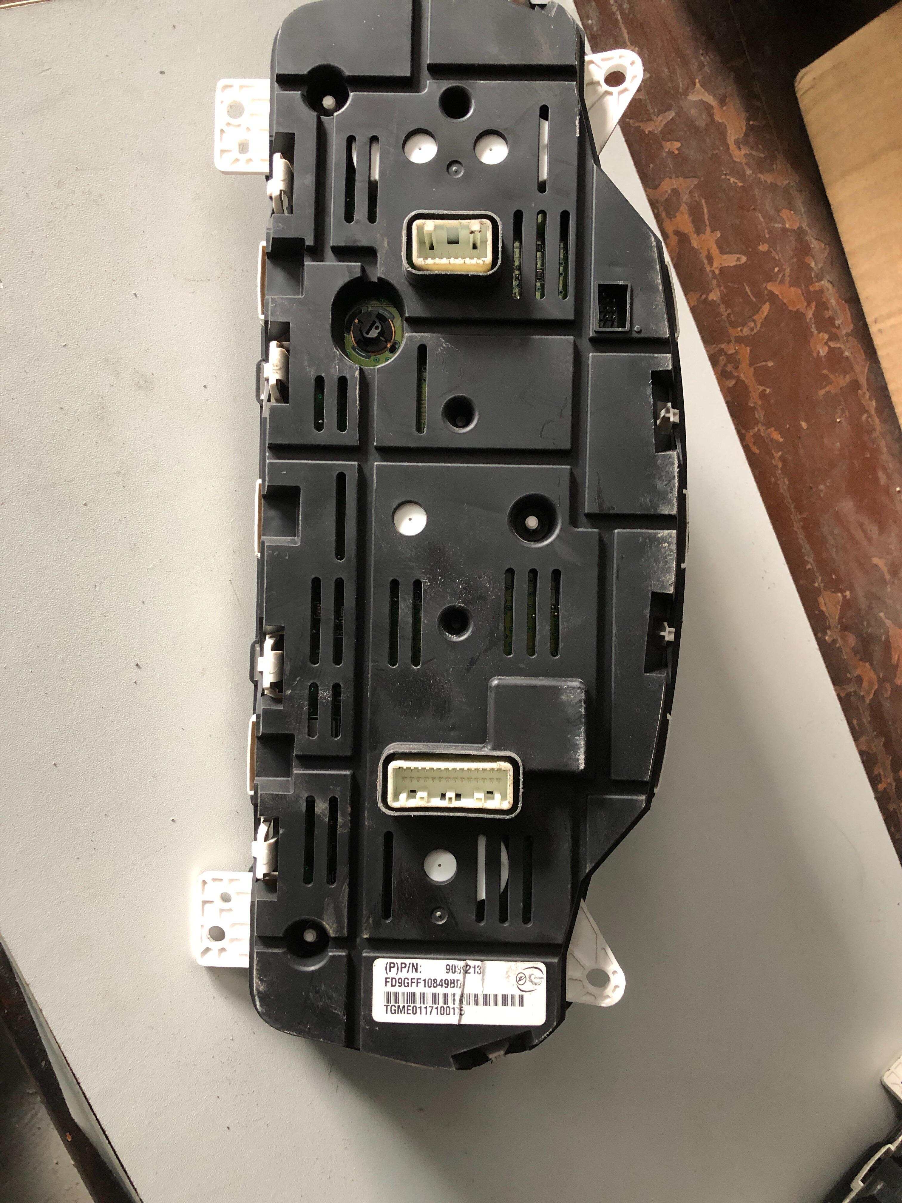 9039213 Instrument Cluster Assembly