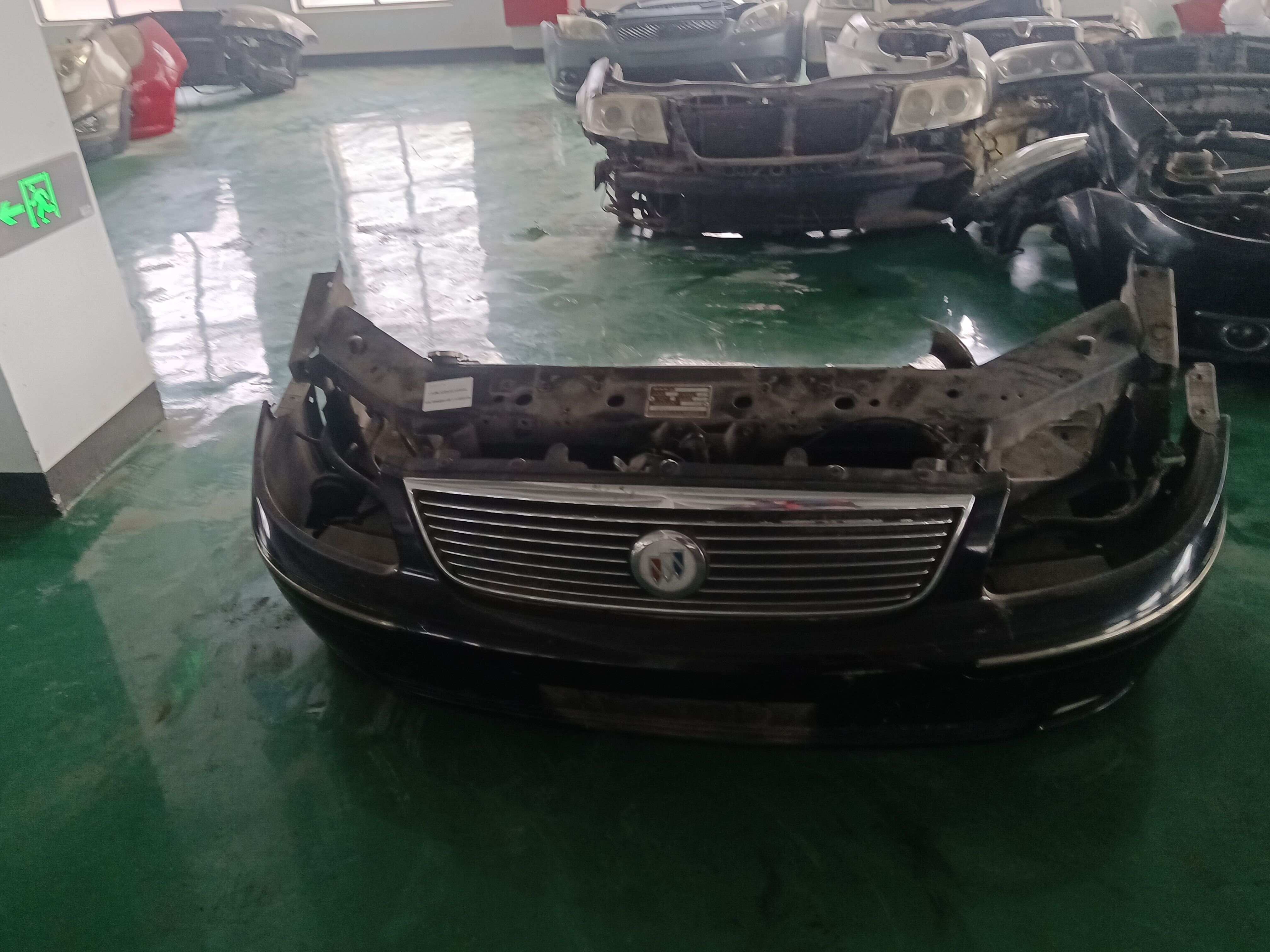 9031255QZ Front Bumper Assembly