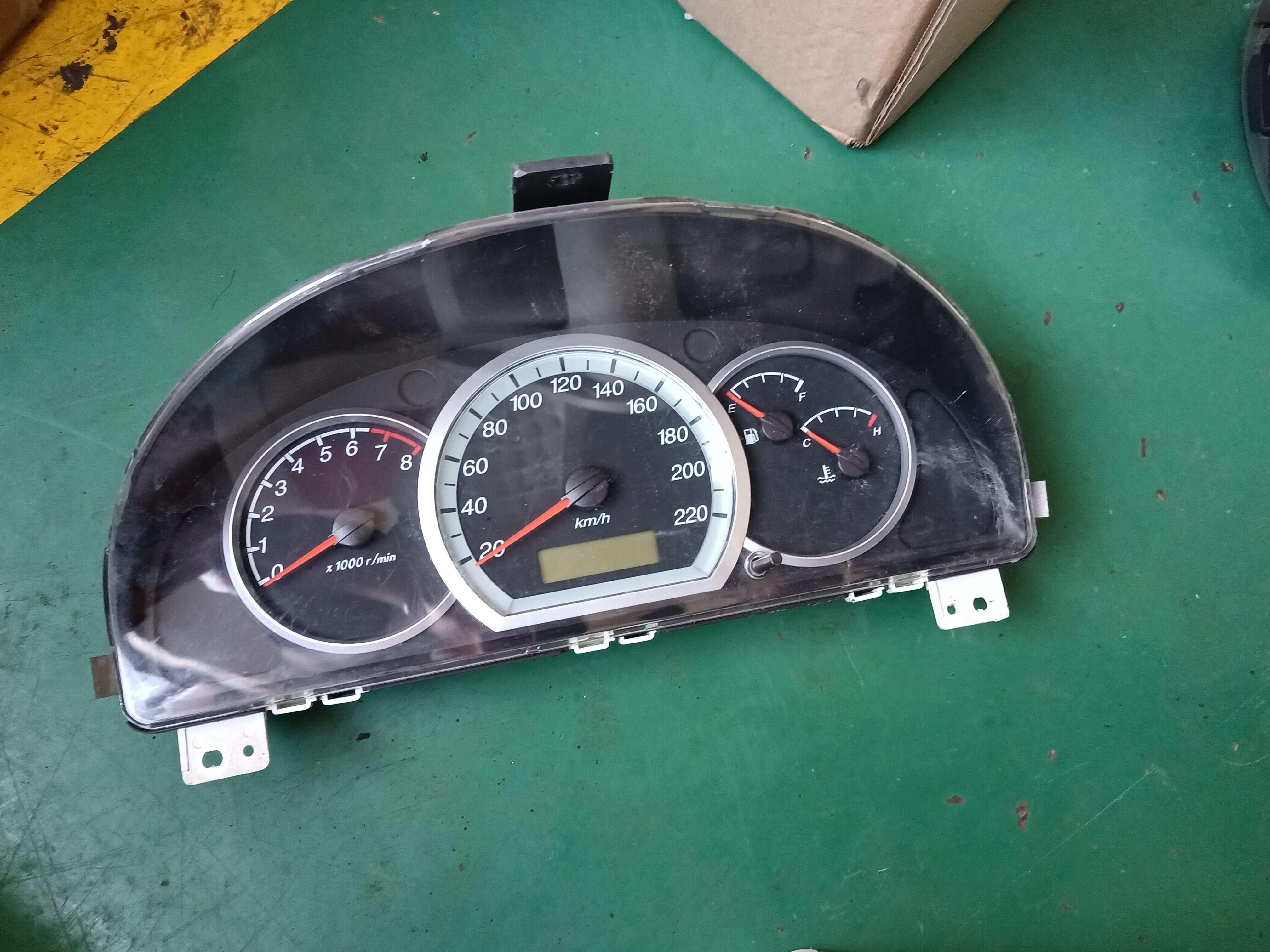 9042006 Instrument Cluster Assembly