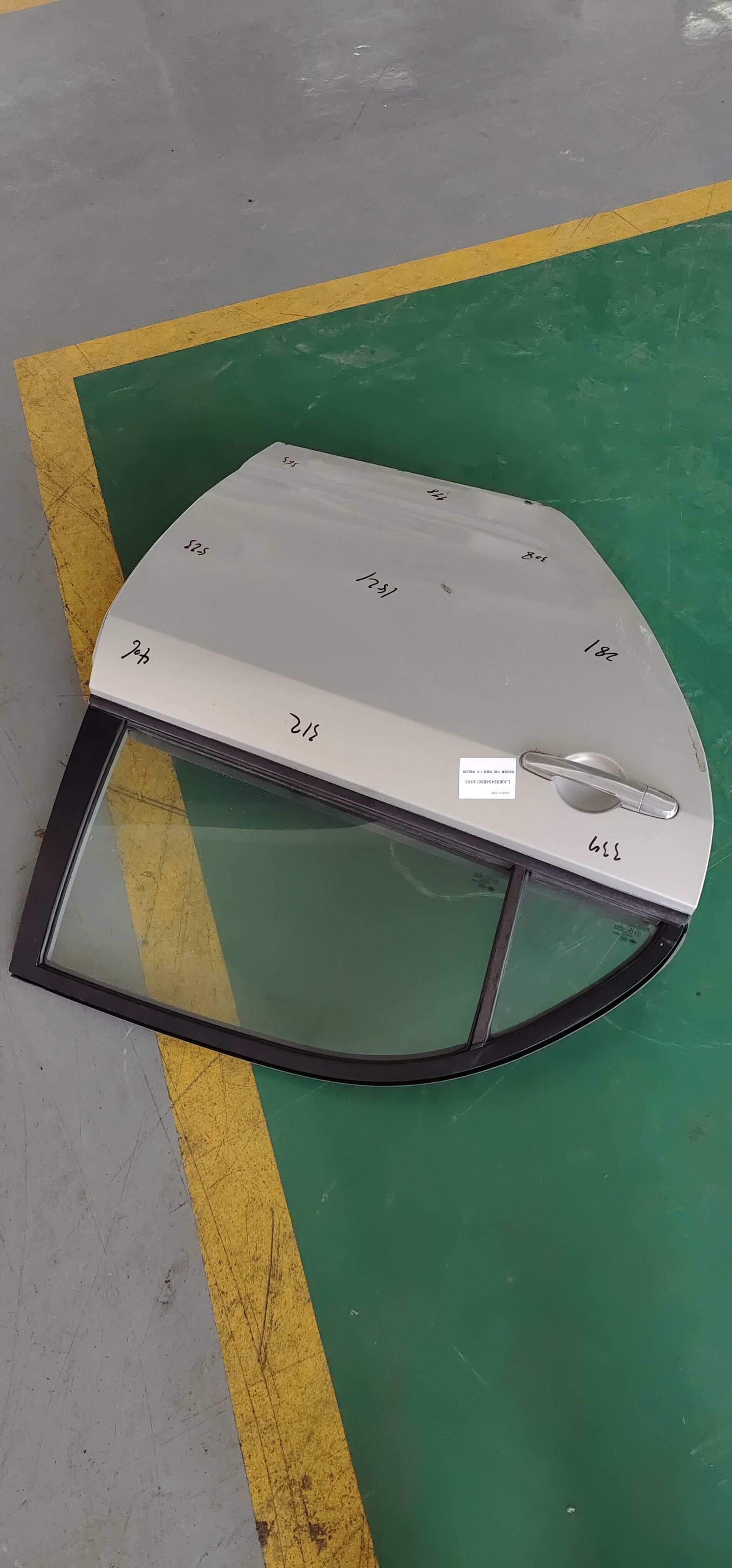 106200048001 后门壳（右）