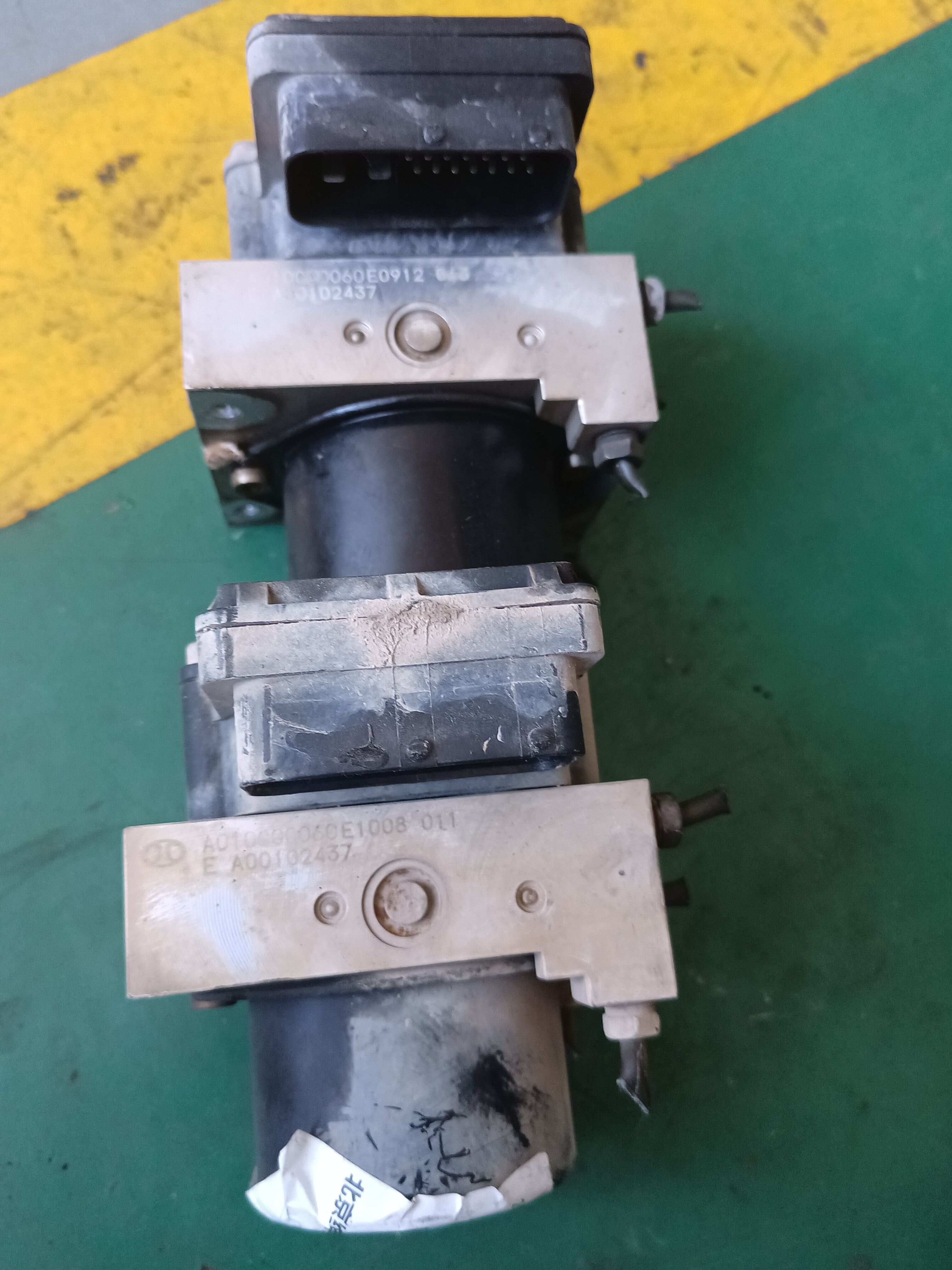 APG3550600E104 ABS泵总成