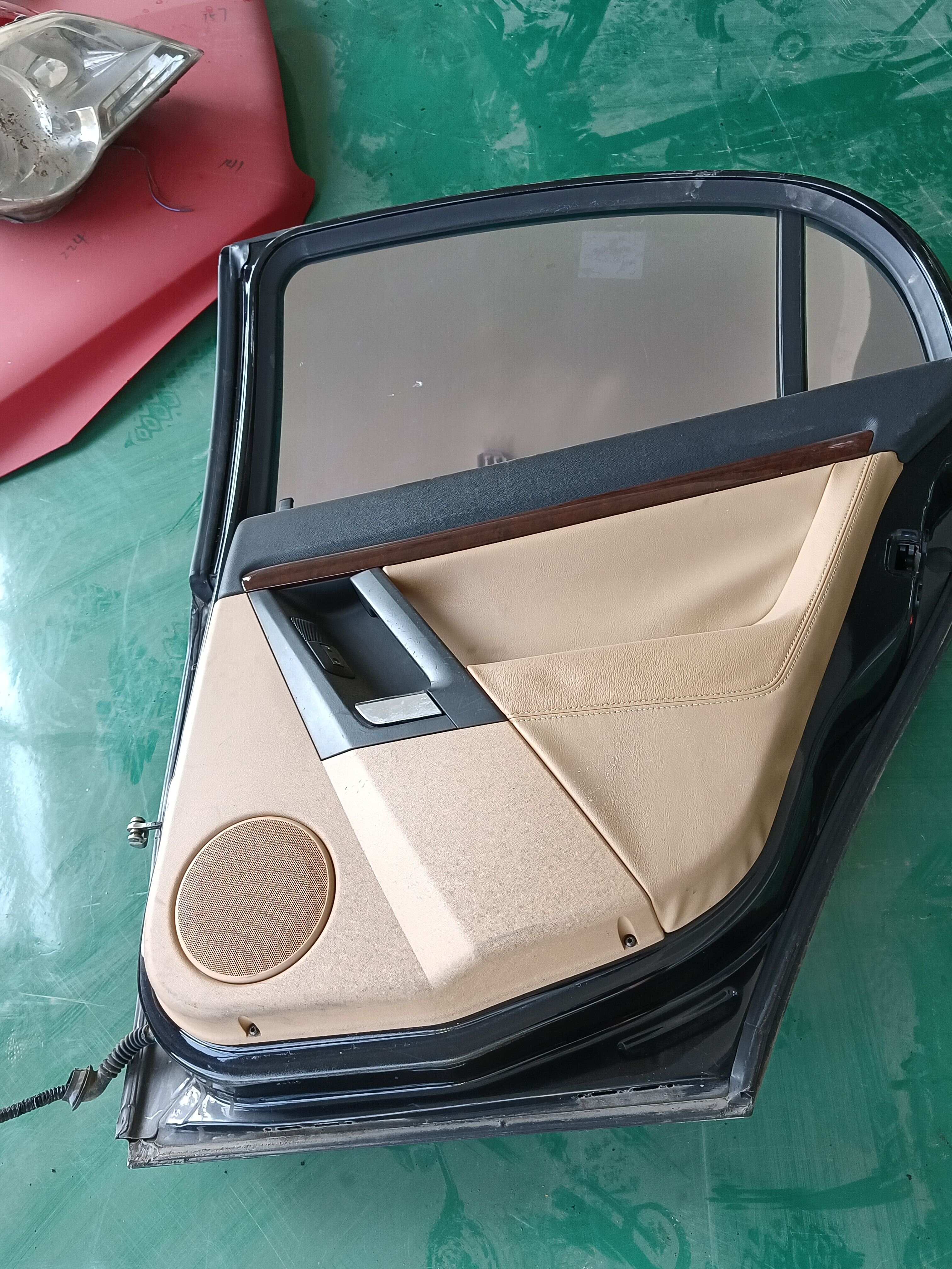 93175837 Rear Door Shell, Right