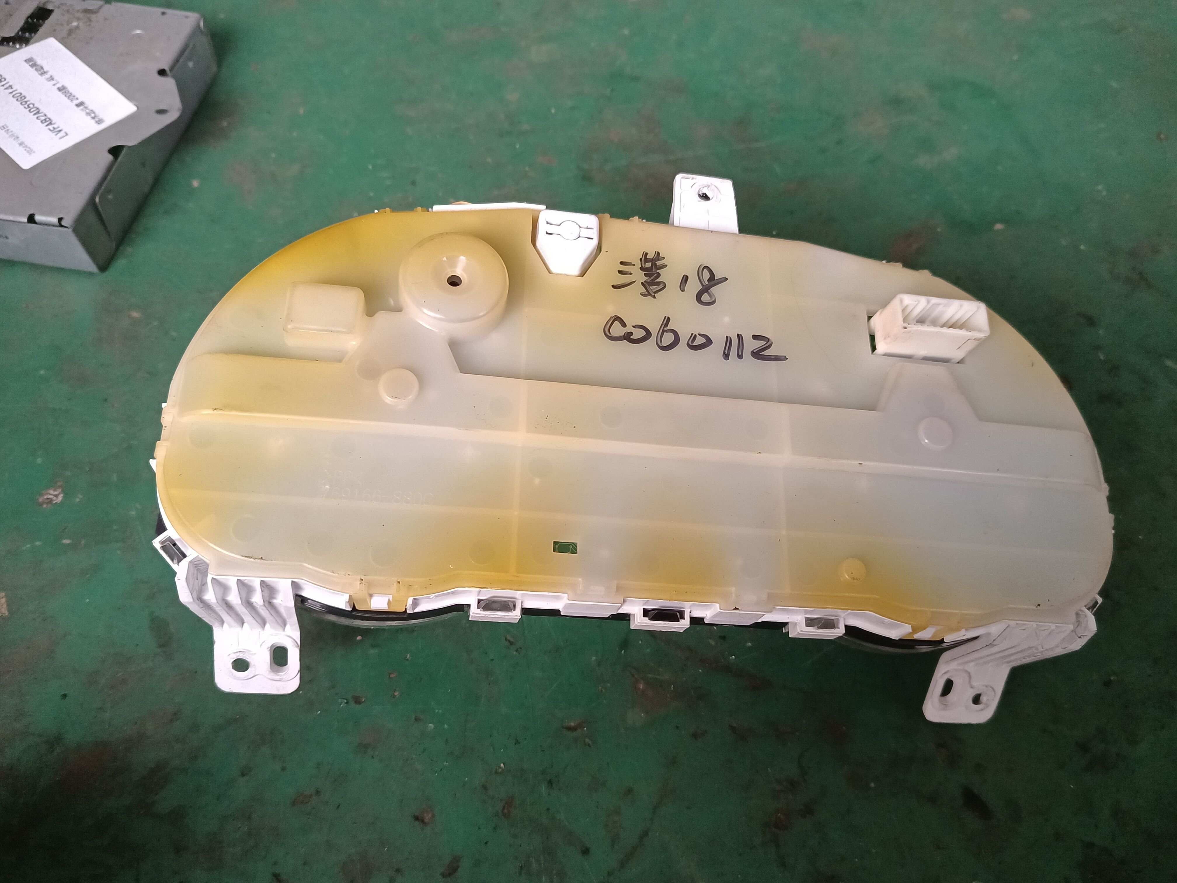8100B188C Instrument Cluster Assembly