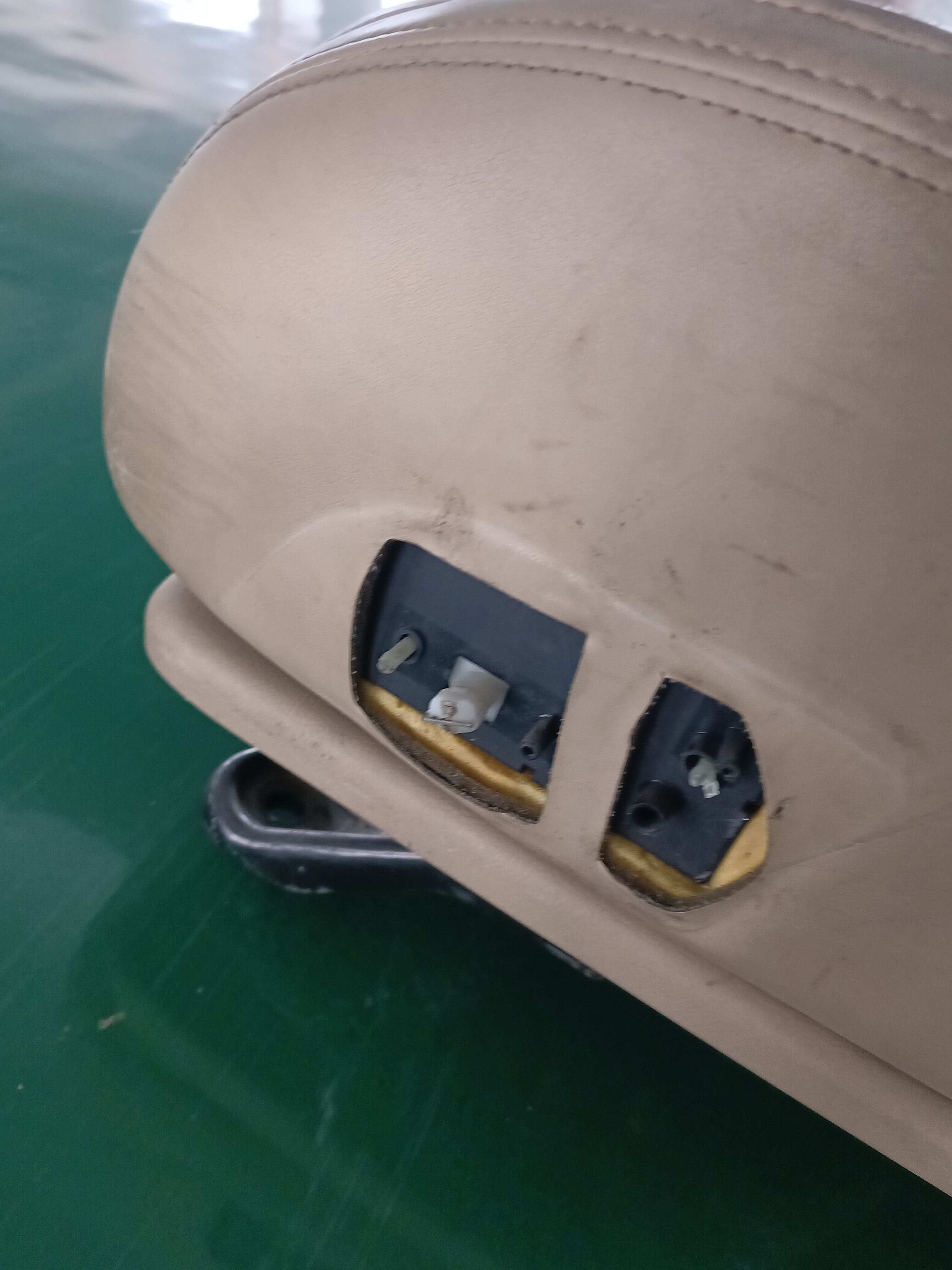 10020852ESA Driver Seat Assembly