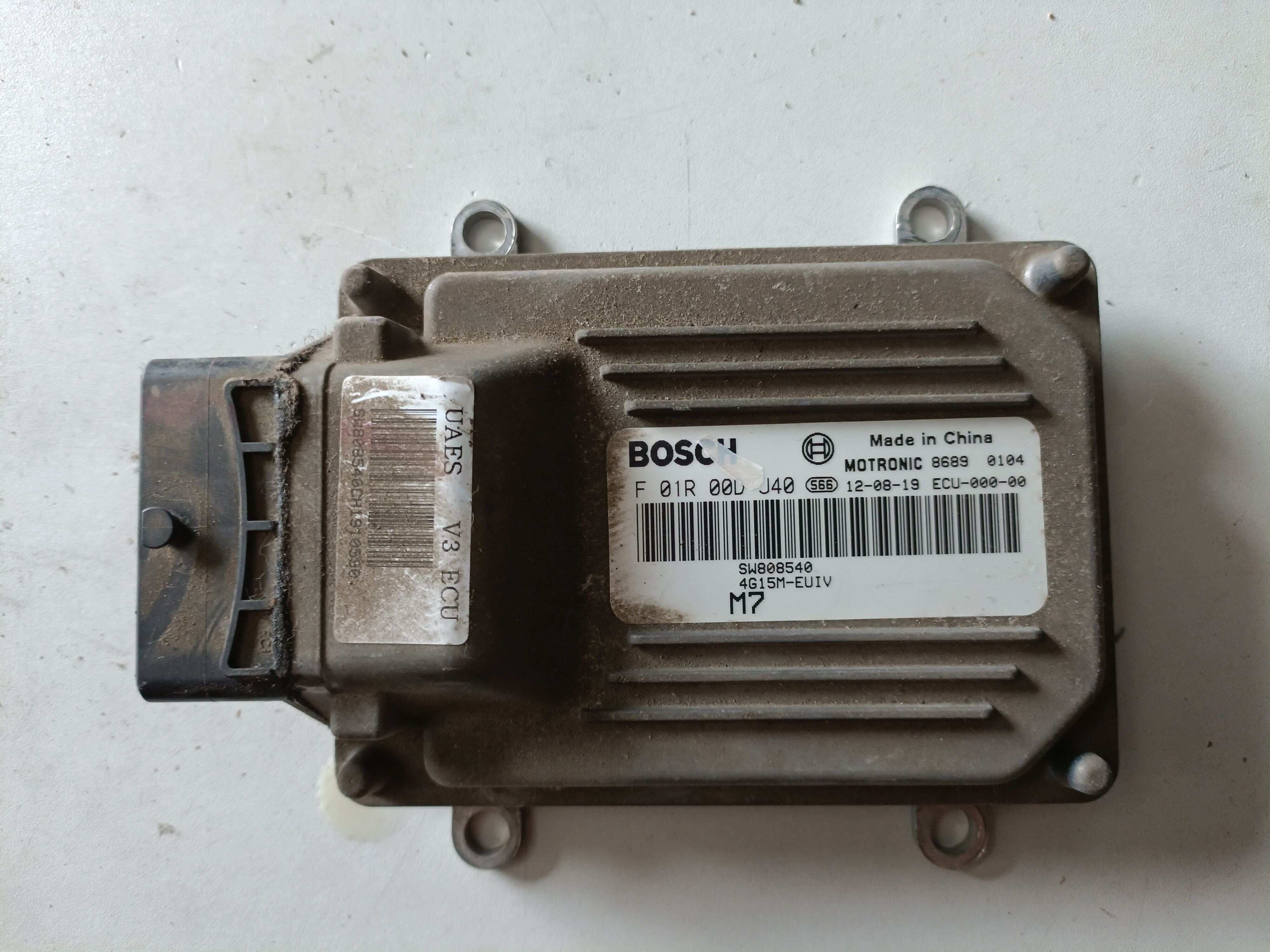 SW808540 Engine Control Unit (ECU)