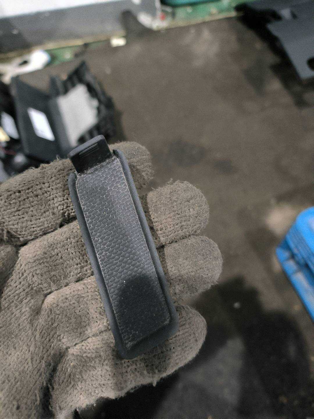 8WD863301 Glove Box Liner