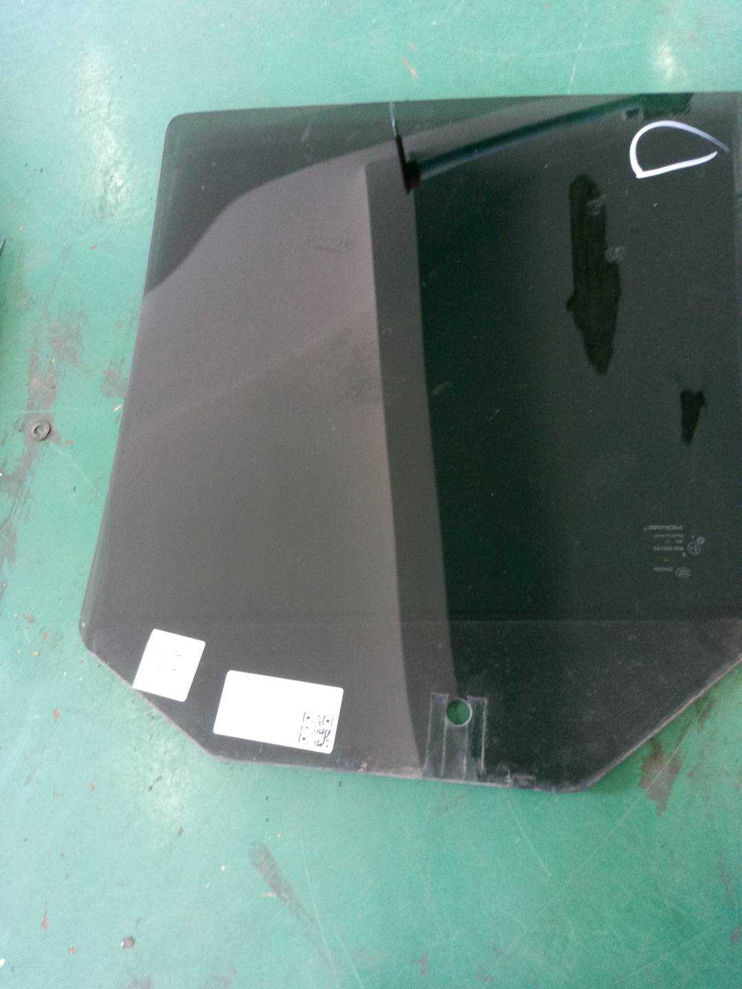 5074224AC 后门玻璃(右)