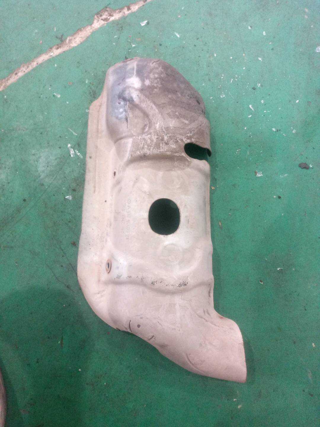 A1321410321 Exhaust Manifold Heat Shield